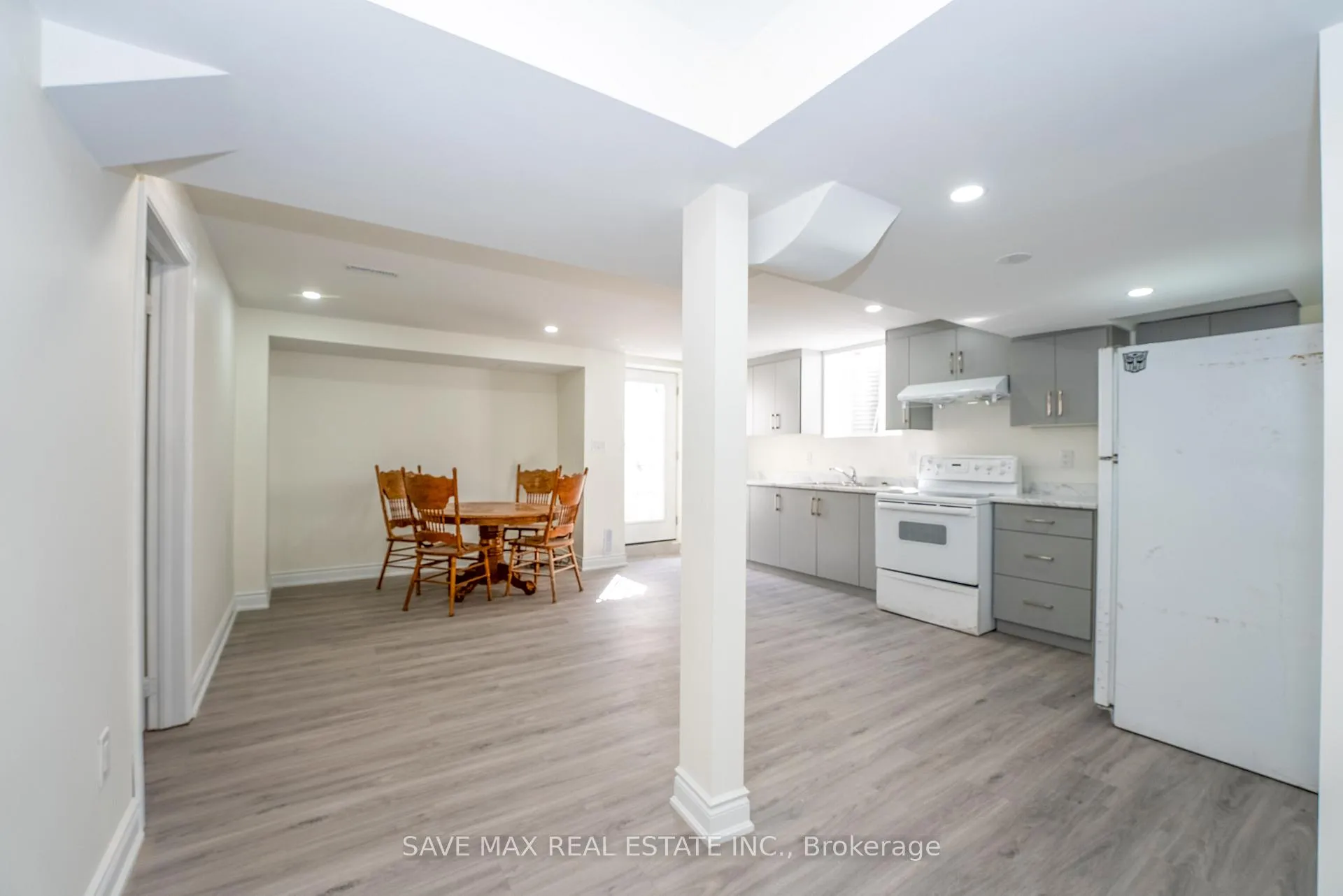 Photo 37 of 17 Charger Lane, Brampton, Fletcher's Meadow — HOMEH