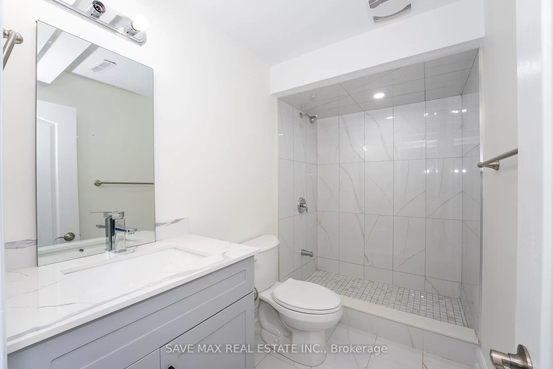 Photo 46 of 17 Charger Lane, Brampton, Fletcher's Meadow — HOMEH