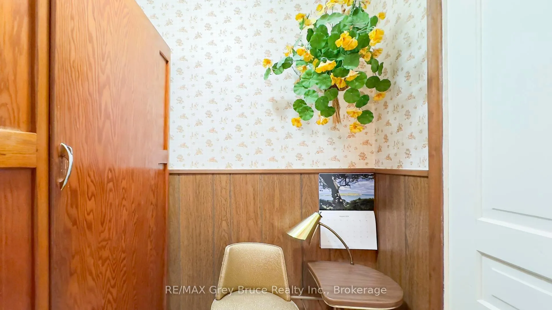Photo 15 of 500064 Grey Road 12, West Grey — HOMEH