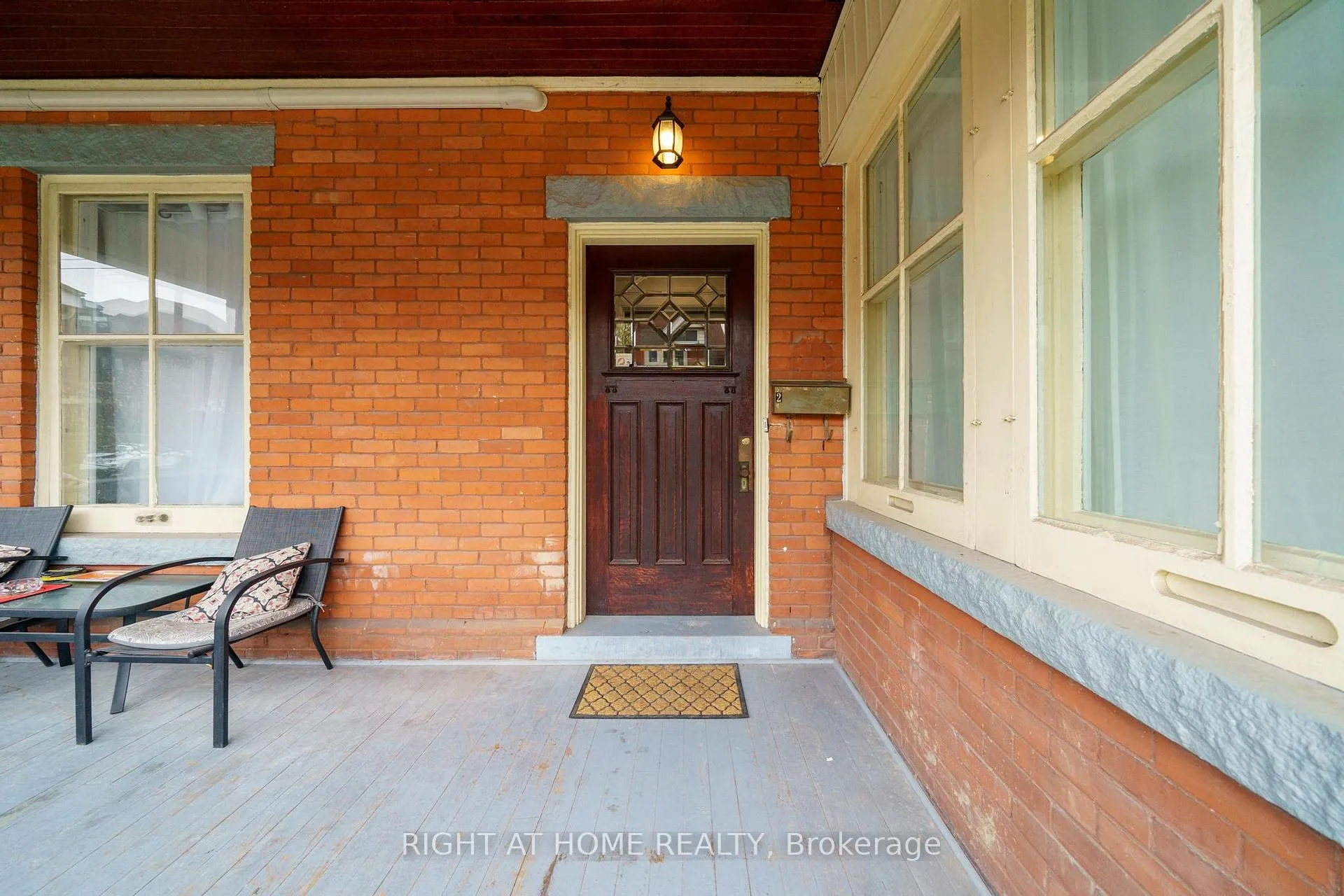 Photo 2 of 132 Holton Avenue S, Hamilton, St. Clair — HOMEH