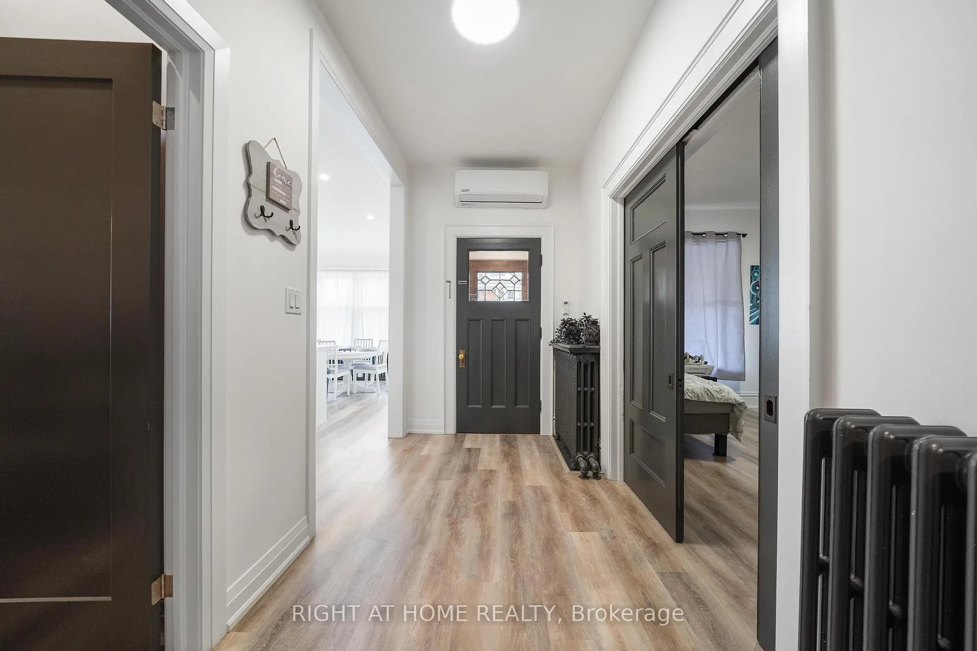 Photo 3 of 132 Holton Avenue S, Hamilton, St. Clair — HOMEH