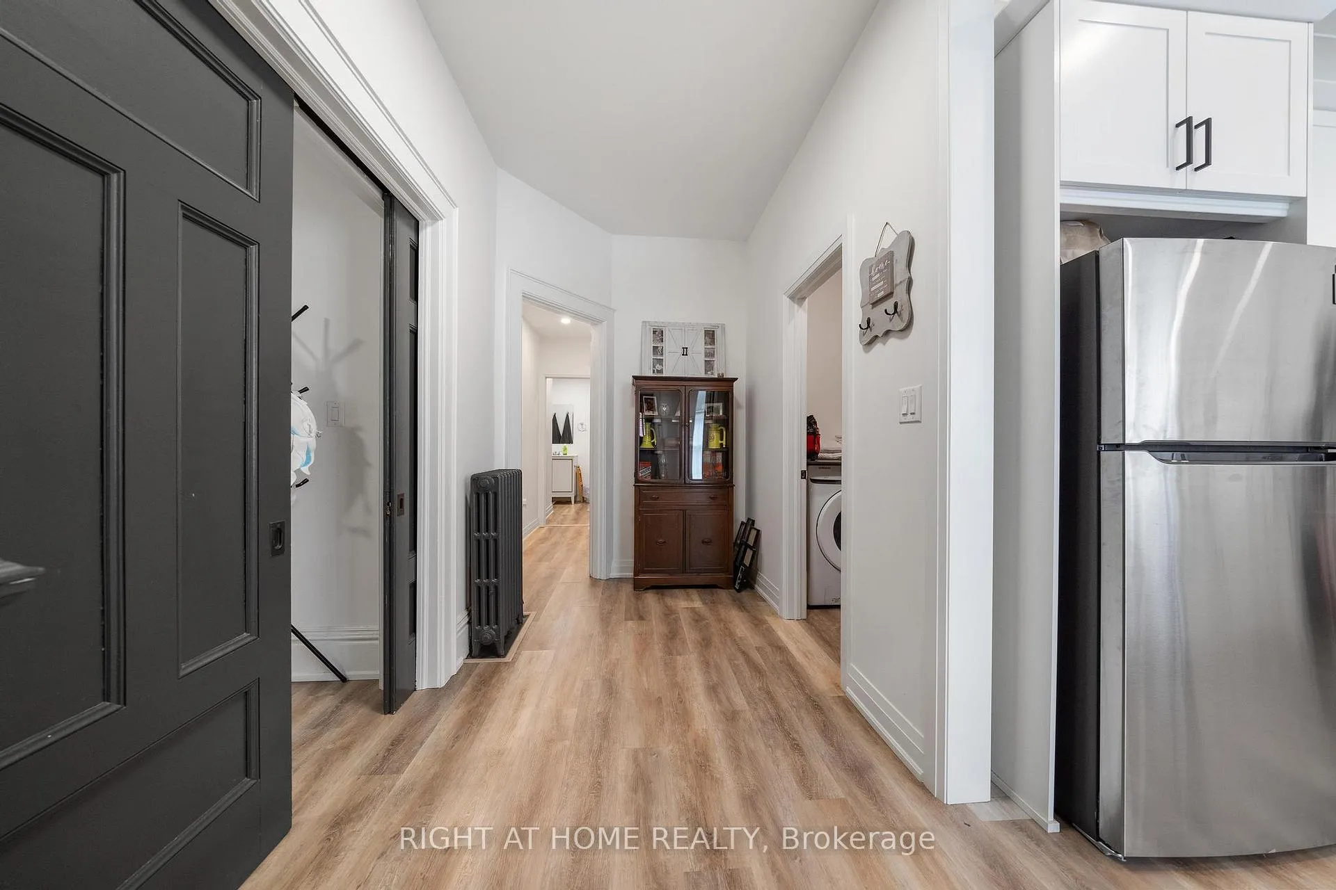 Photo 4 of 132 Holton Avenue S, Hamilton, St. Clair — HOMEH