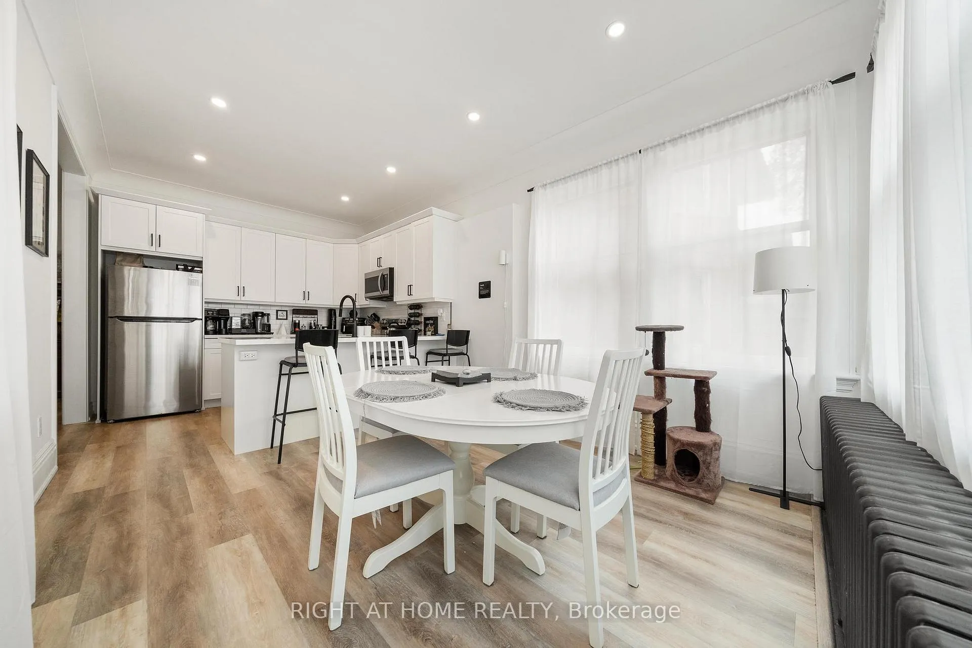 Photo 12 of 132 Holton Avenue S, Hamilton, St. Clair — HOMEH