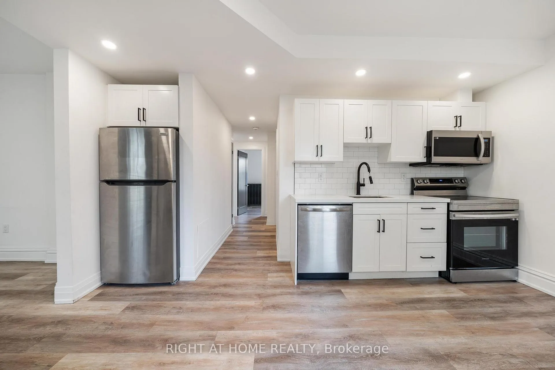Photo 22 of 132 Holton Avenue S, Hamilton, St. Clair — HOMEH