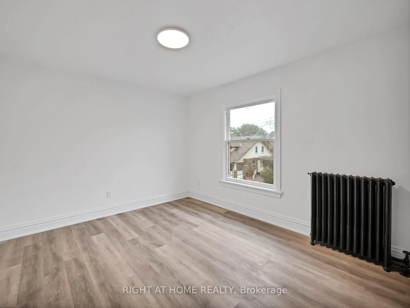 Photo 27 of 132 Holton Avenue S, Hamilton, St. Clair — HOMEH
