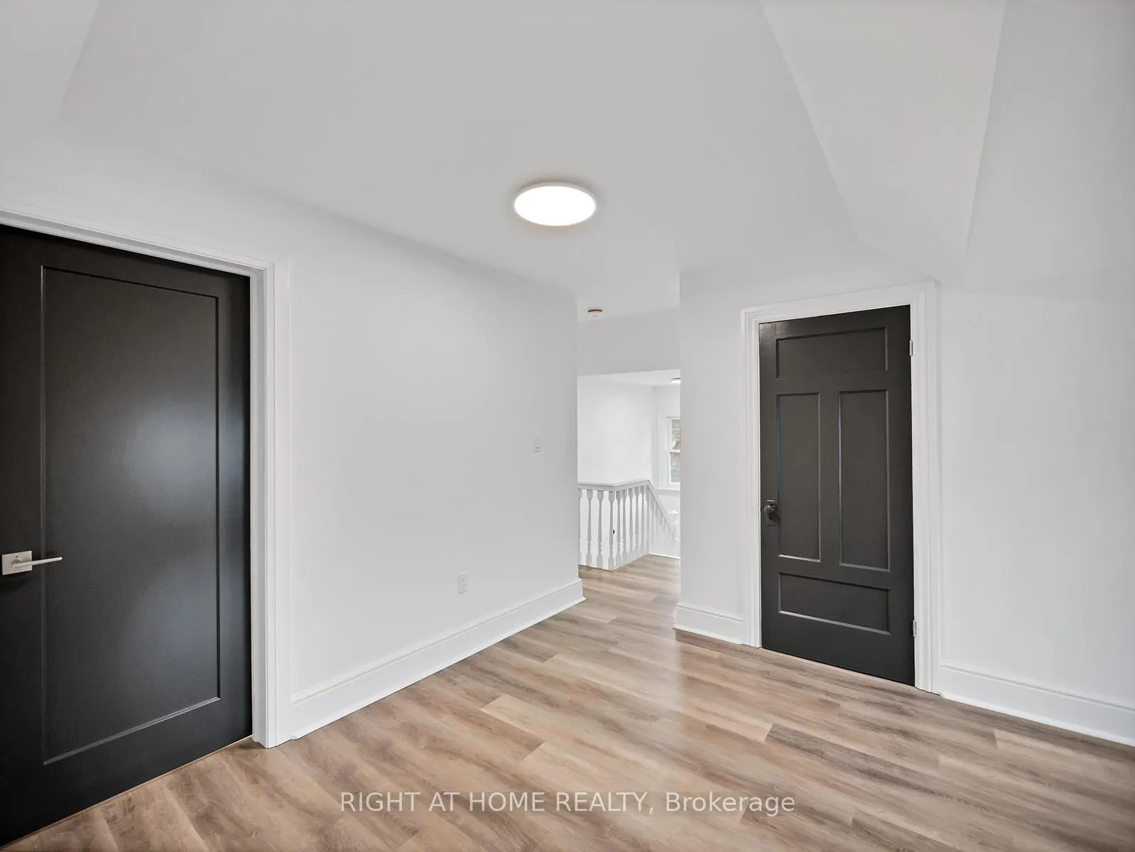 Photo 36 of 132 Holton Avenue S, Hamilton, St. Clair — HOMEH