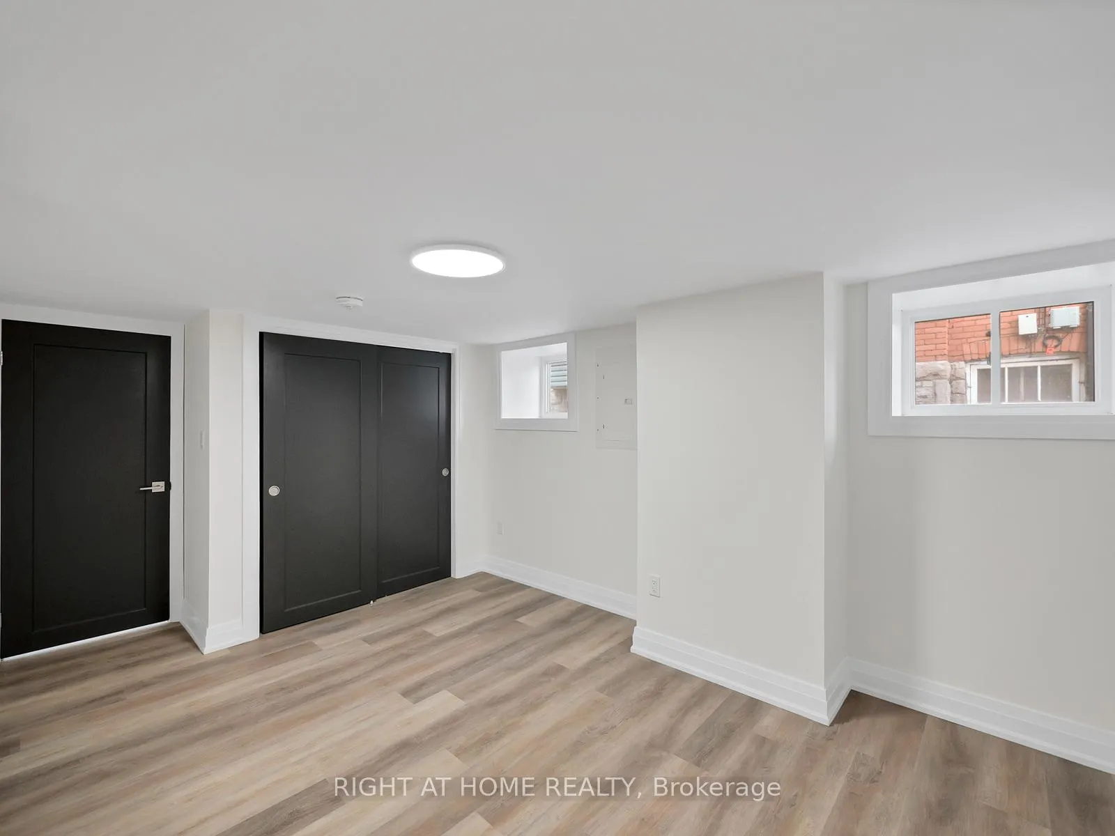 Photo 48 of 132 Holton Avenue S, Hamilton, St. Clair — HOMEH