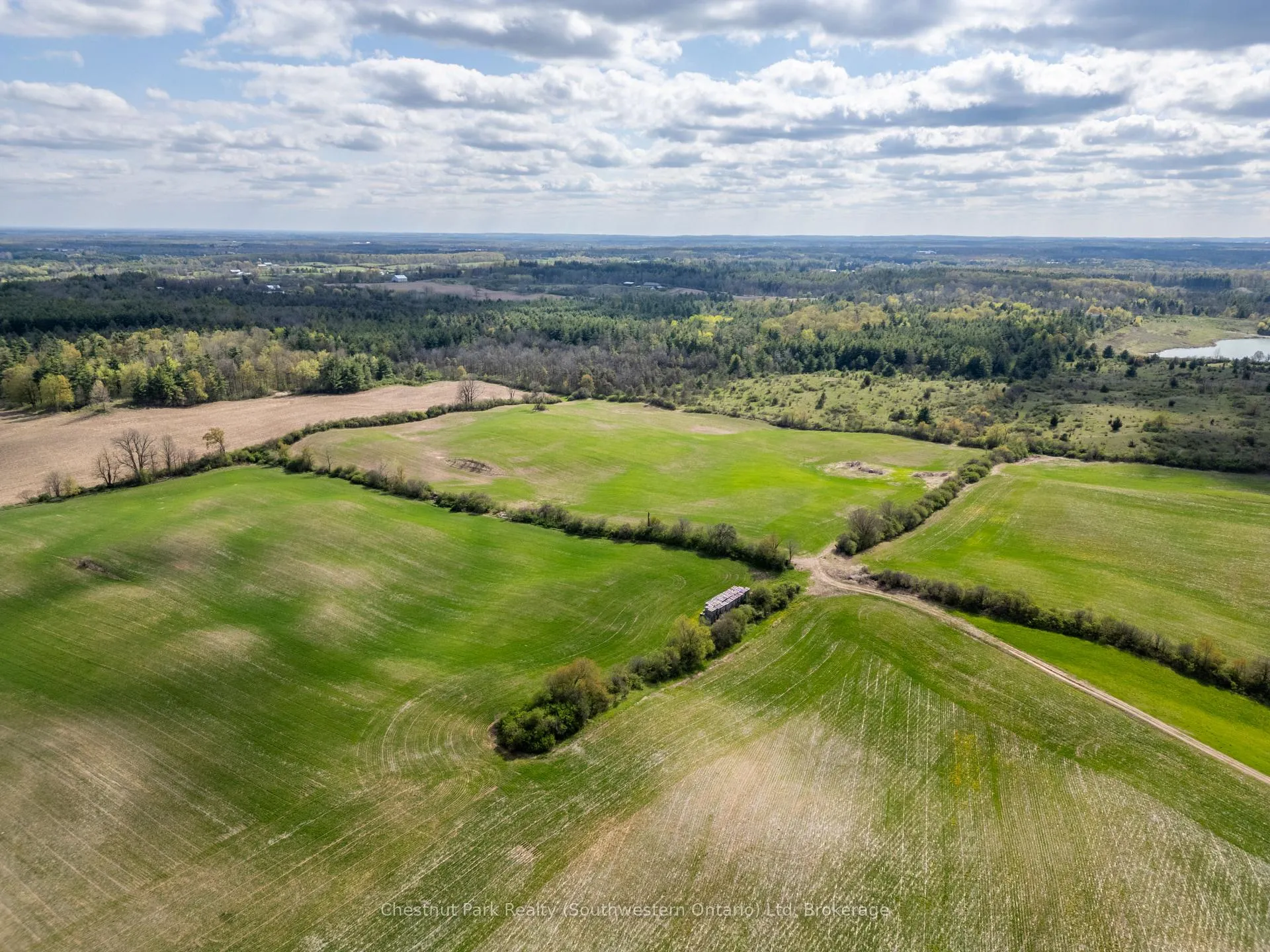 Photo 26 of 3996 Concession 7 Road, Puslinch, Morriston — HOMEH