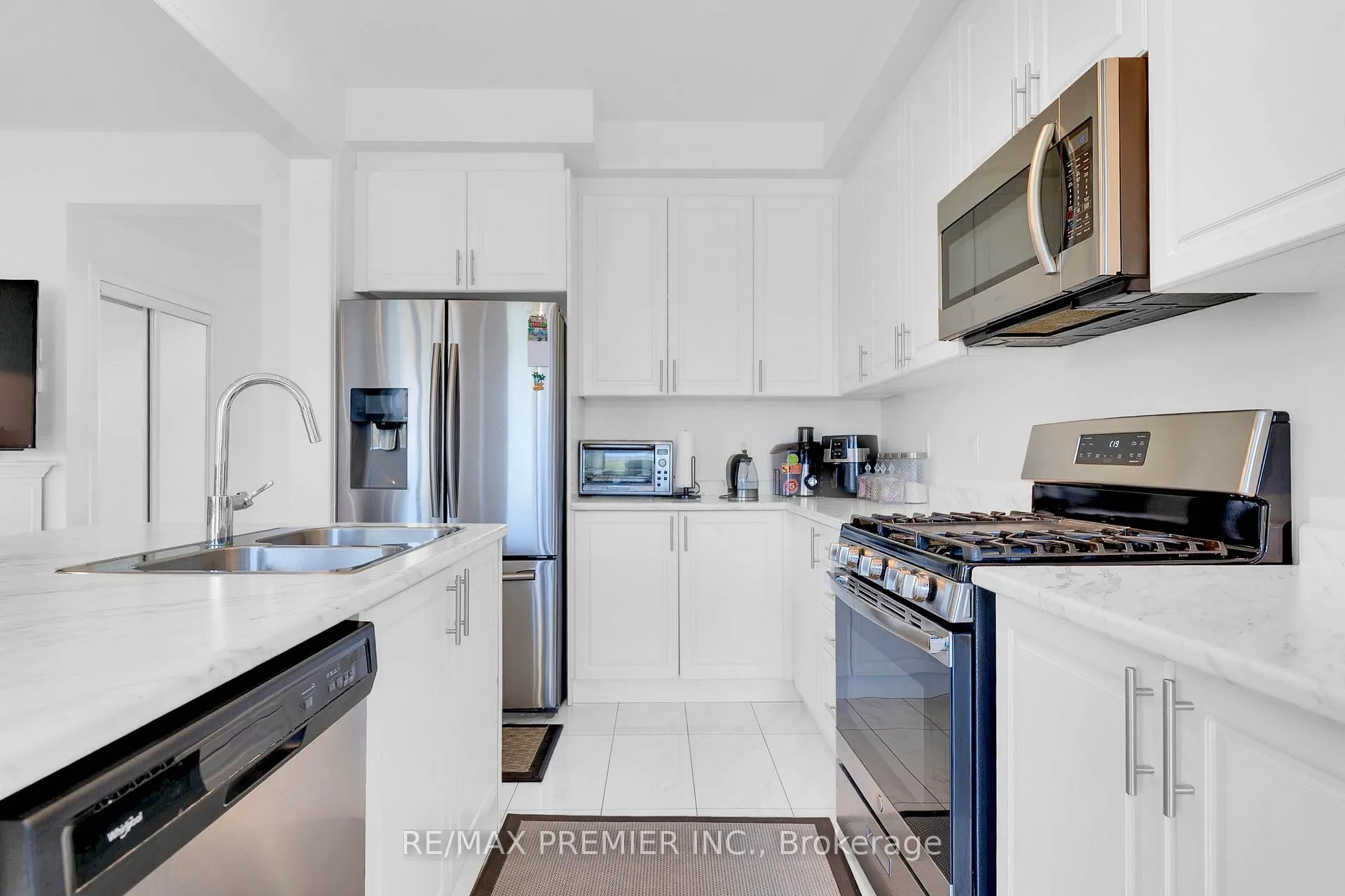 Photo 6 of 87 Casserley Crescent, New Tecumseth, Tottenham — HOMEH