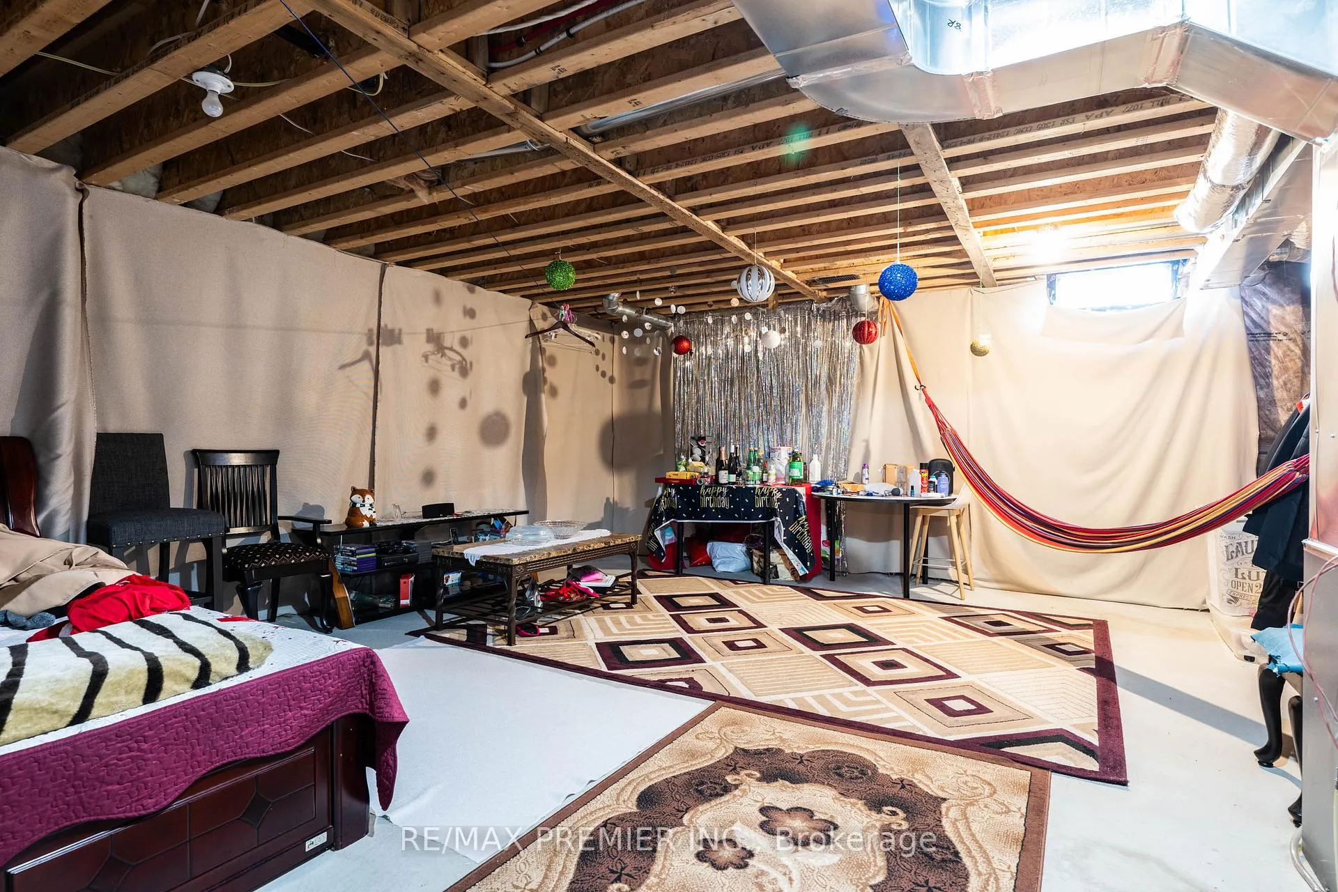 Photo 14 of 87 Casserley Crescent, New Tecumseth, Tottenham — HOMEH