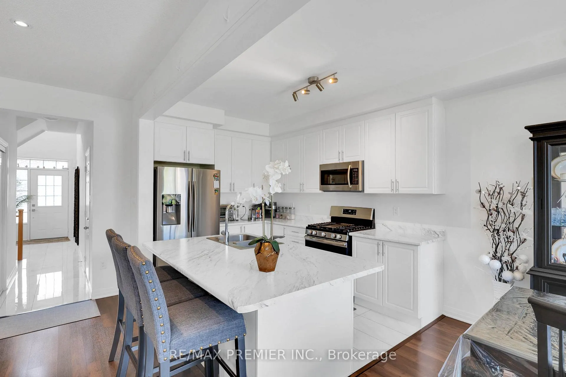 Photo 23 of 87 Casserley Crescent, New Tecumseth, Tottenham — HOMEH