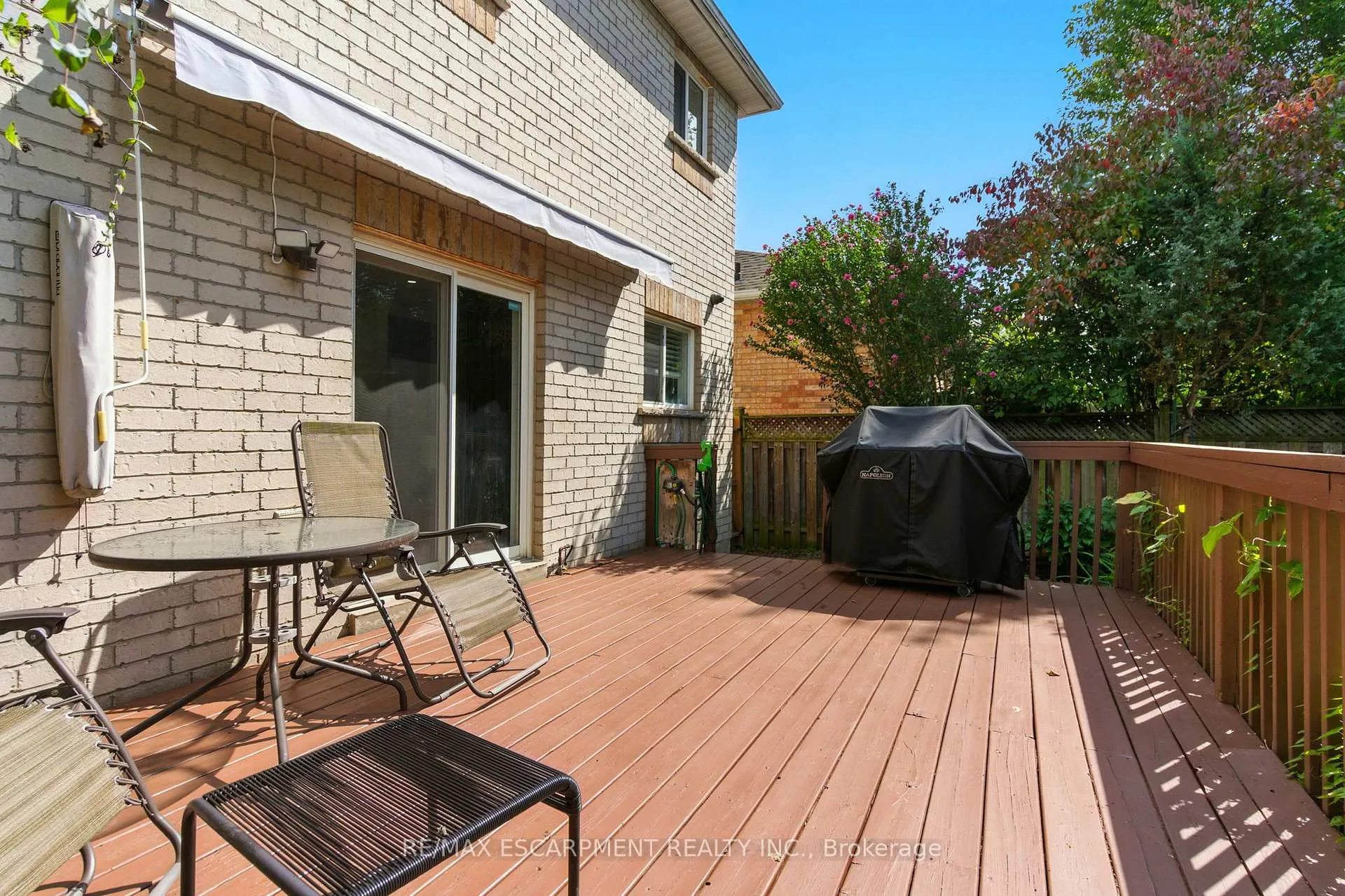Photo 28 of 49 Johnson Crescent, Halton Hills, Georgetown — HOMEH