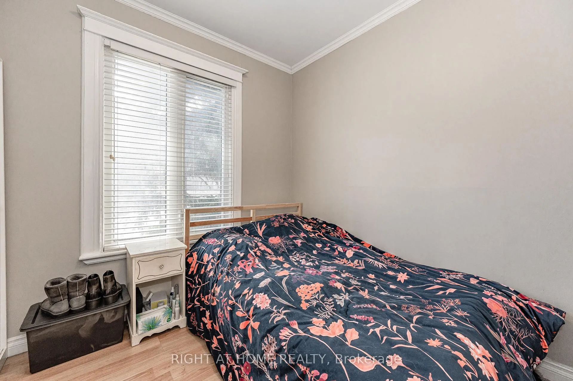 Photo 11 of 1 Arkledun Avenue, Hamilton, Corktown — HOMEH