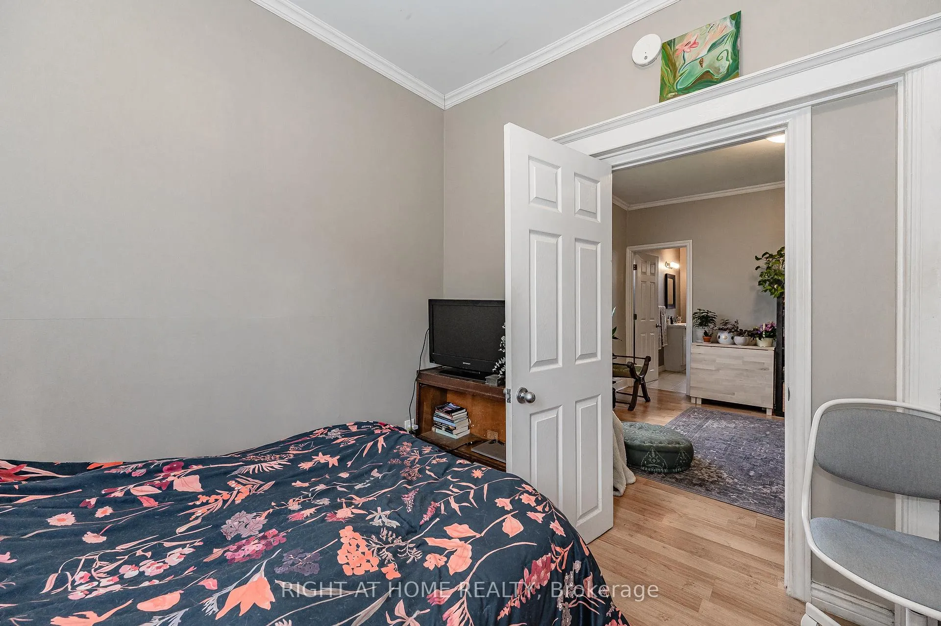 Photo 12 of 1 Arkledun Avenue, Hamilton, Corktown — HOMEH