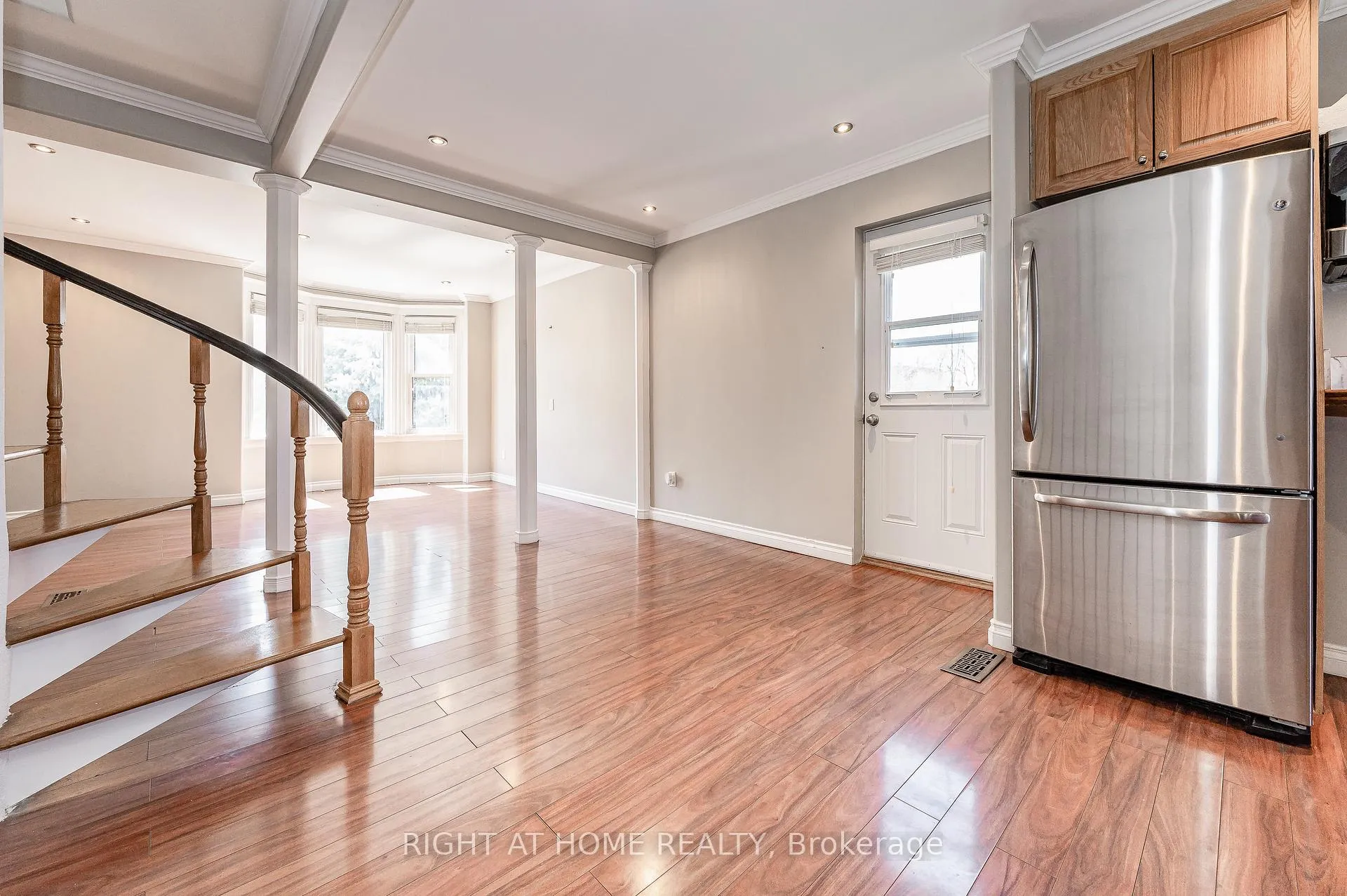 Photo 15 of 1 Arkledun Avenue, Hamilton, Corktown — HOMEH