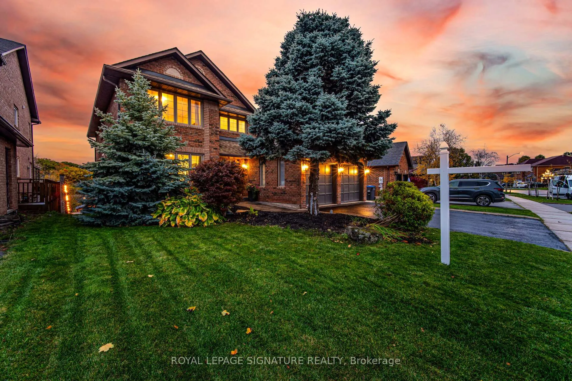 Photo 1 of 51 Kenpark Avenue, Brampton, Snelgrove — HOMEH
