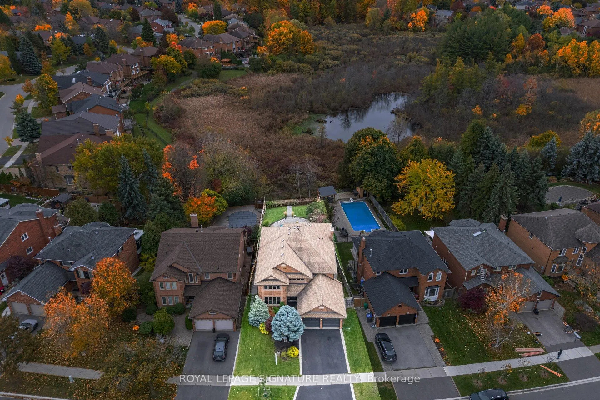 Photo 2 of 51 Kenpark Avenue, Brampton, Snelgrove — HOMEH