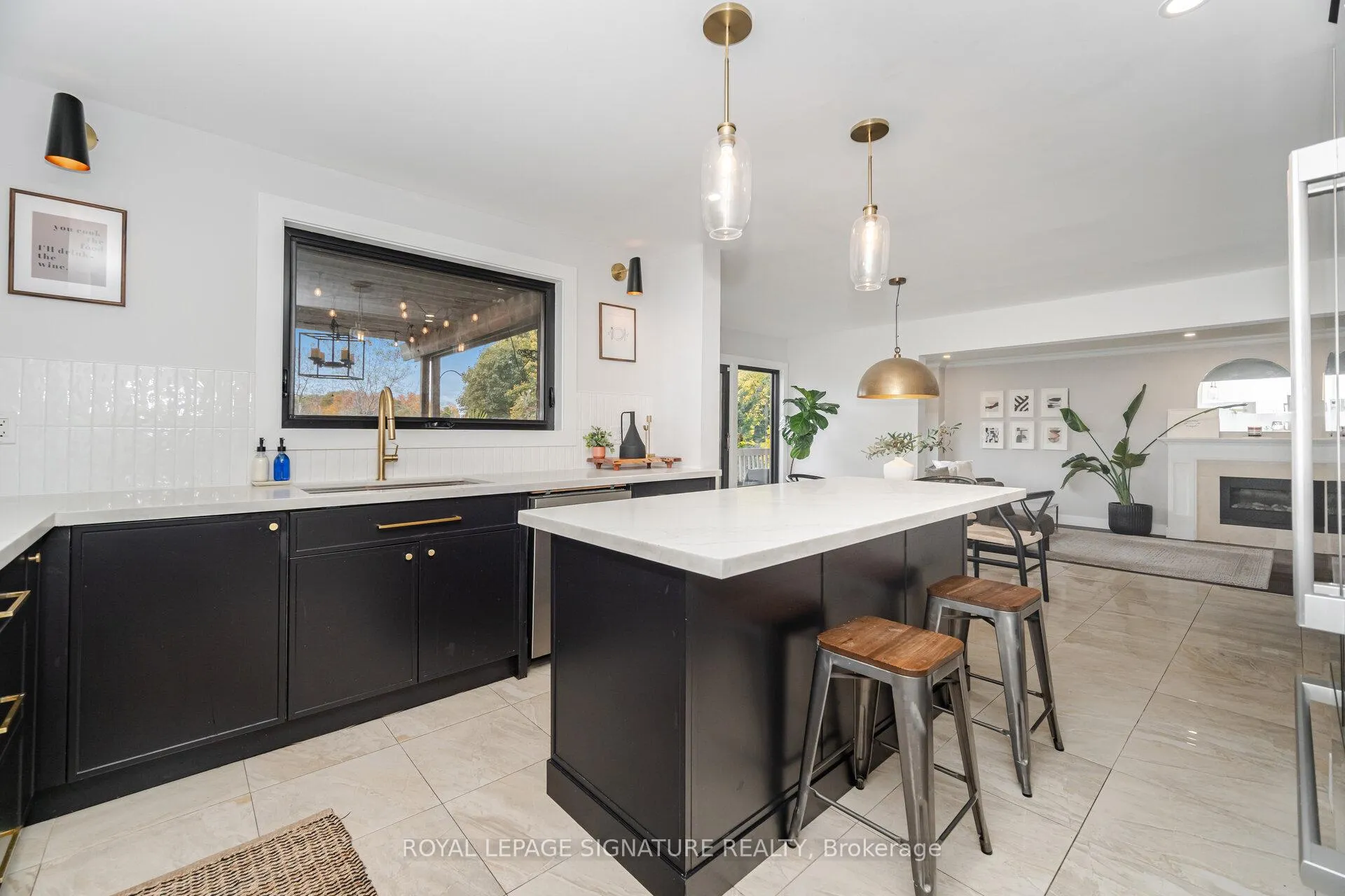 Photo 12 of 51 Kenpark Avenue, Brampton, Snelgrove — HOMEH