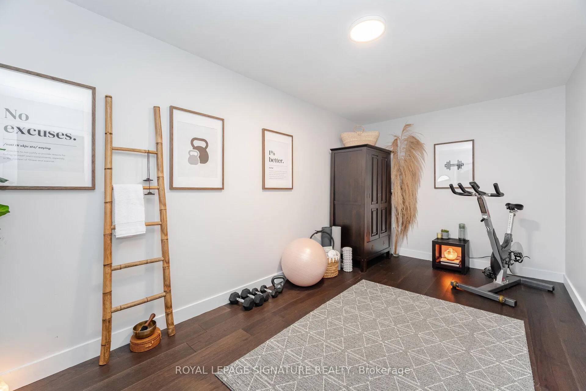 Photo 24 of 51 Kenpark Avenue, Brampton, Snelgrove — HOMEH