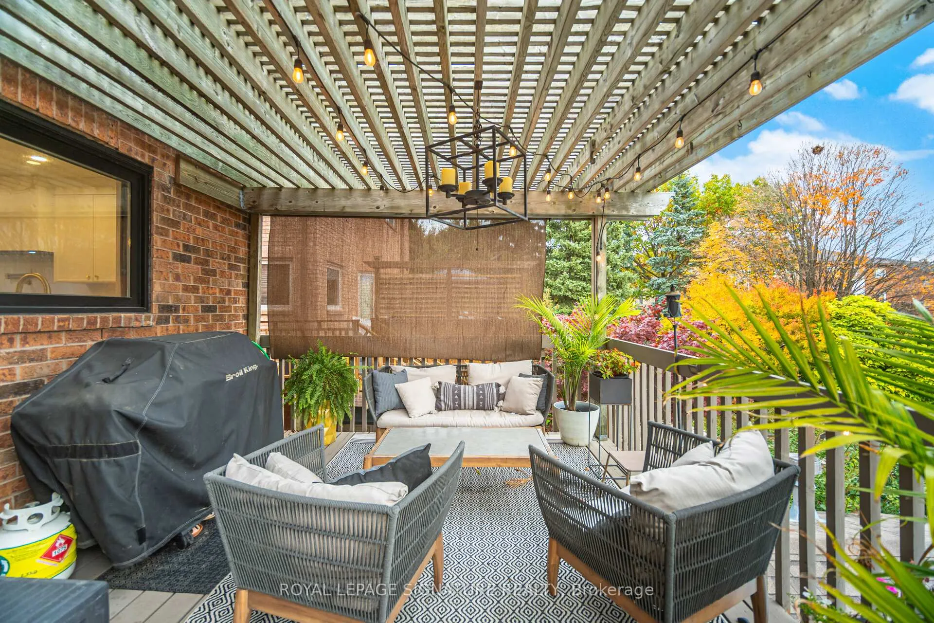 Photo 39 of 51 Kenpark Avenue, Brampton, Snelgrove — HOMEH