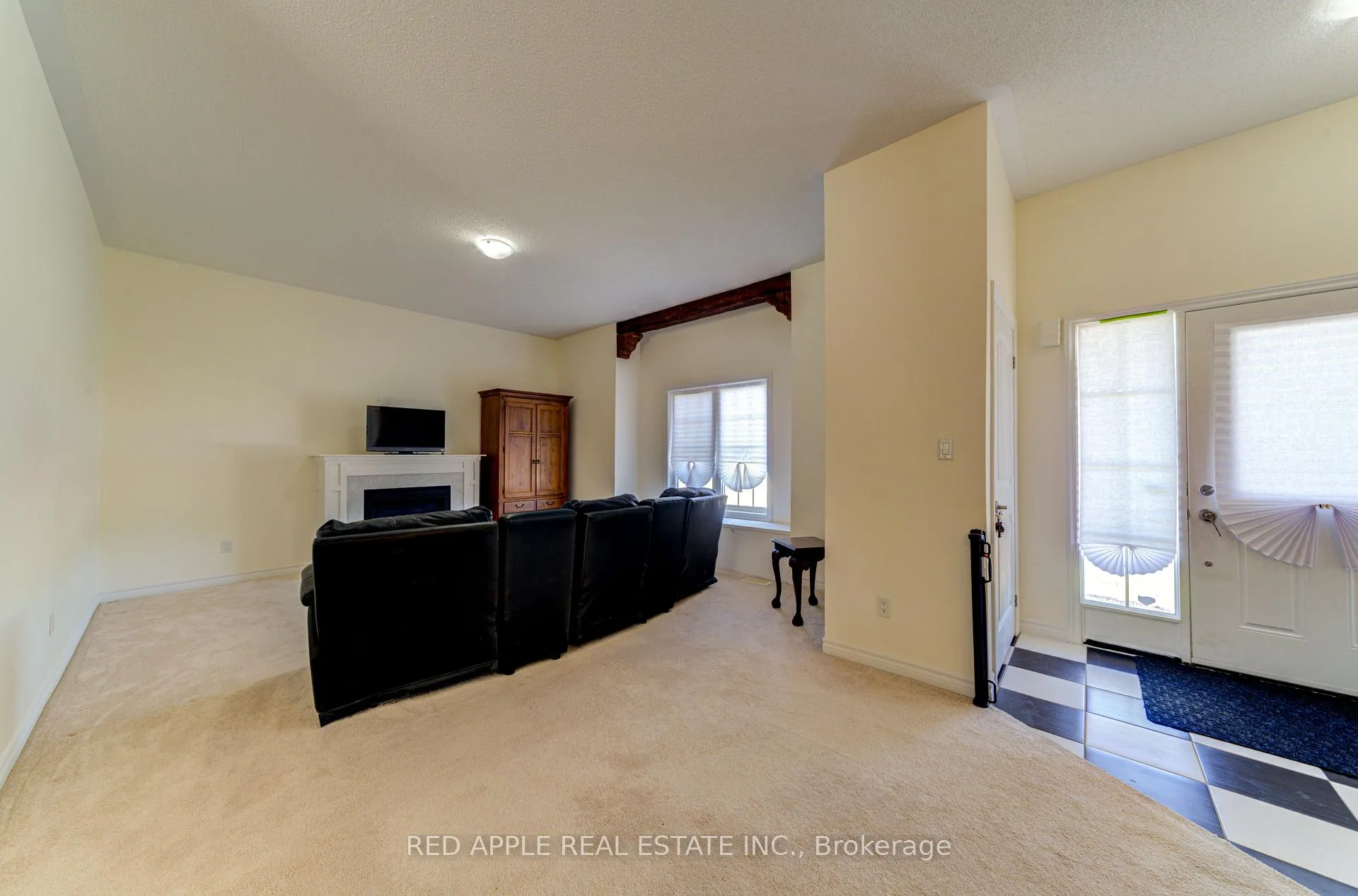 Photo 4 of 5 Beverly Street, Springwater, Elmvale — HOMEH