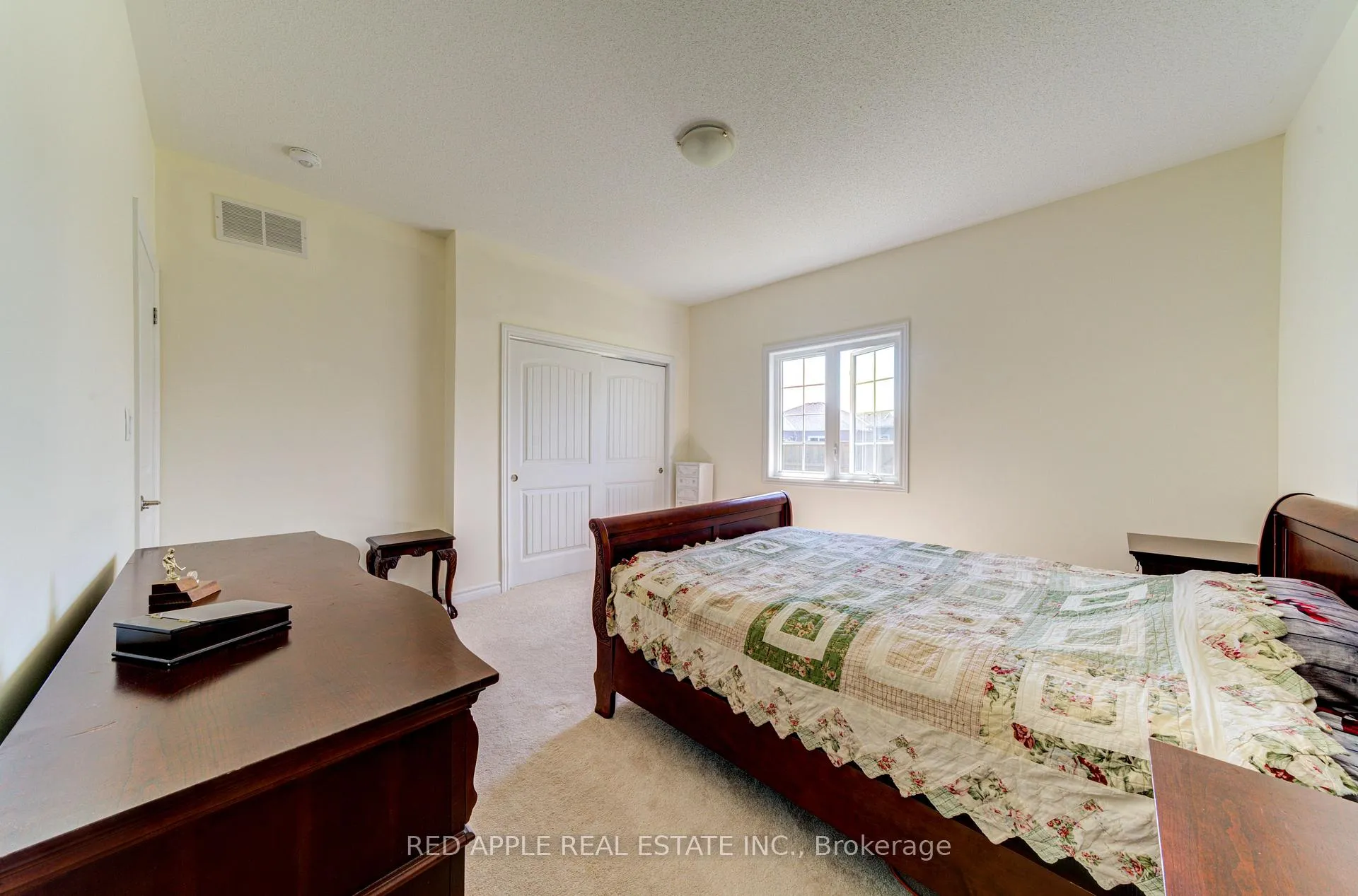 Photo 12 of 5 Beverly Street, Springwater, Elmvale — HOMEH