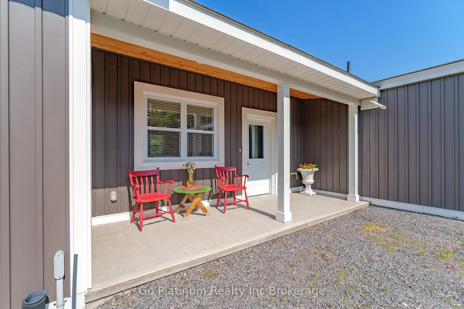 Photo 15 of 889 Sand Hill Road, Joly — HOMEH