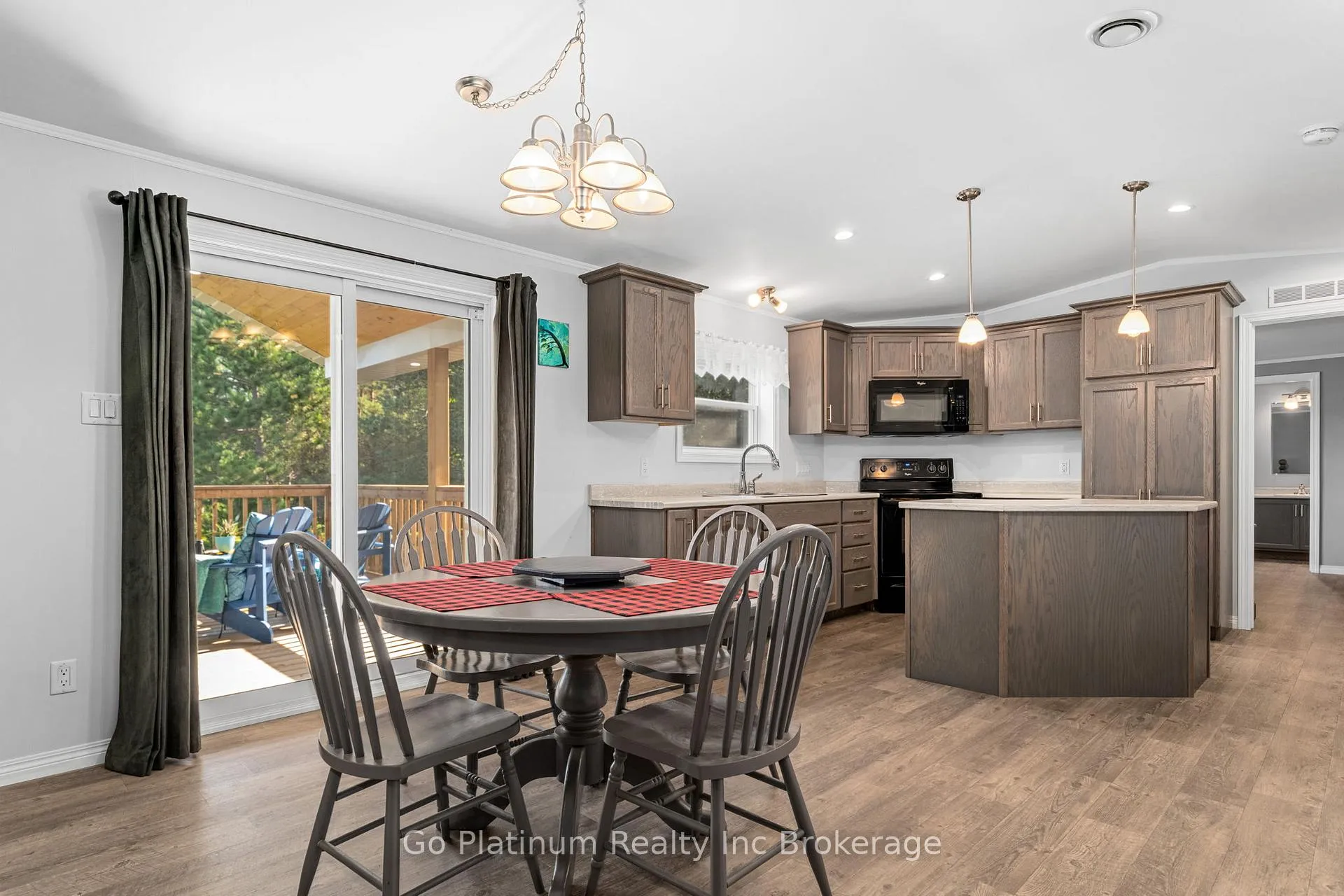 Photo 21 of 889 Sand Hill Road, Joly — HOMEH