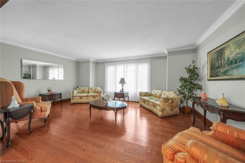 Photo 7 of 3 Shoreline Crescent, Grimsby, Grimsby Beach (540) — HOMEH