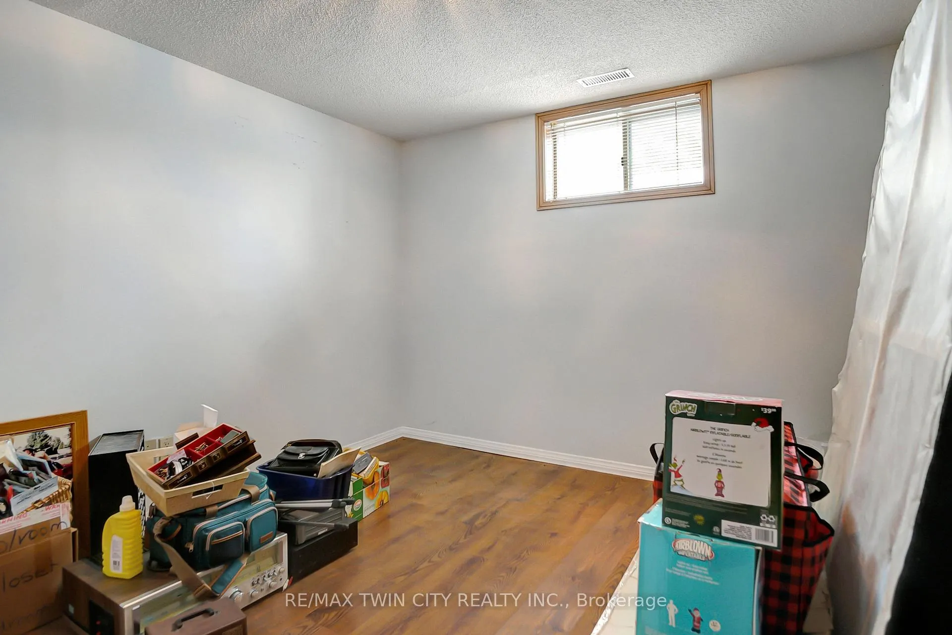 Photo 26 of 562 Champlain Boulevard, Cambridge — HOMEH
