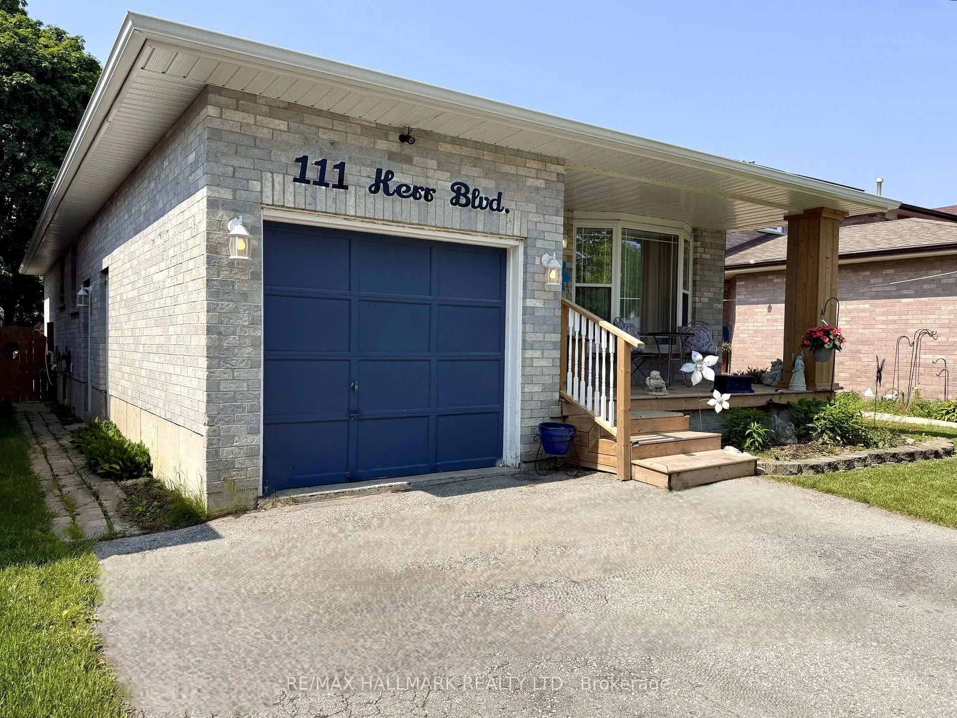 Photo 2 of 111 Kerr Boulevard, New Tecumseth, Alliston — HOMEH