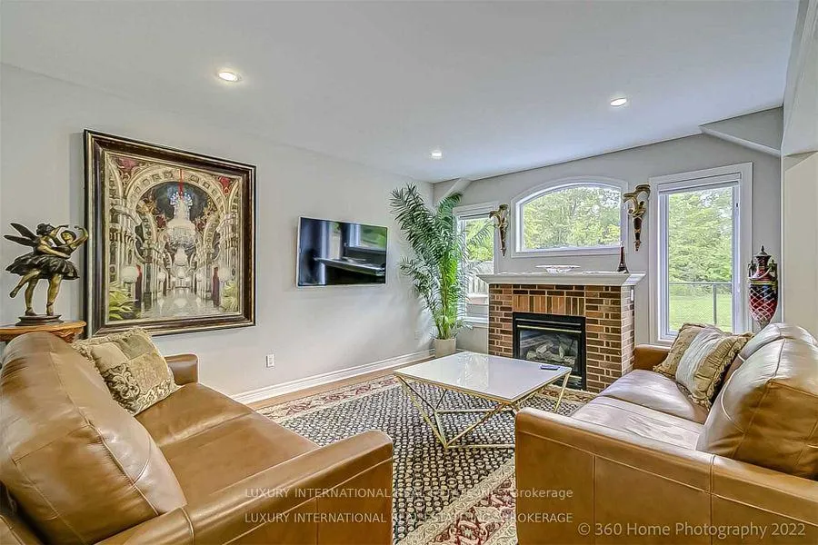 Photo 7 of 85 Summer Valley Drive, Brampton, Snelgrove — HOMEH