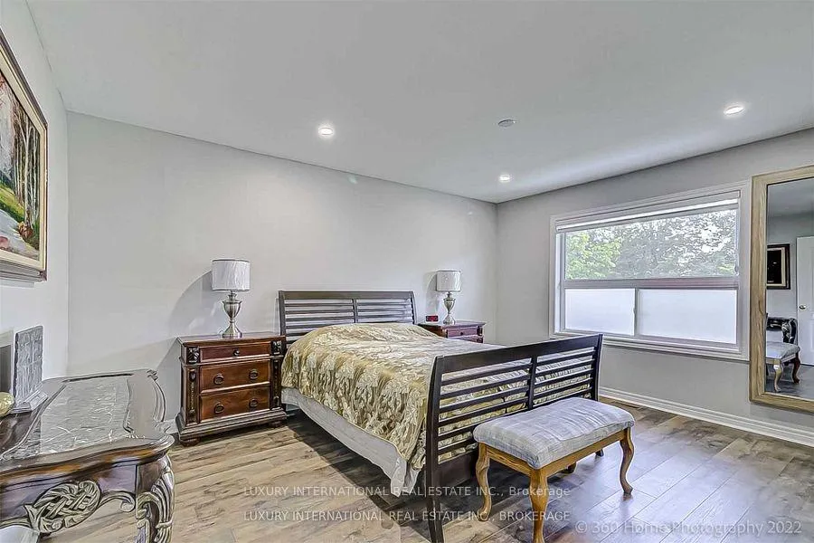 Photo 22 of 85 Summer Valley Drive, Brampton, Snelgrove — HOMEH