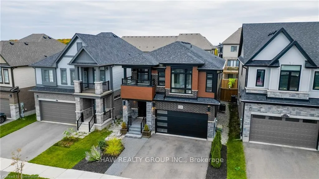 Photo 4 of 641 Wild Rye Street, Waterloo — HOMEH