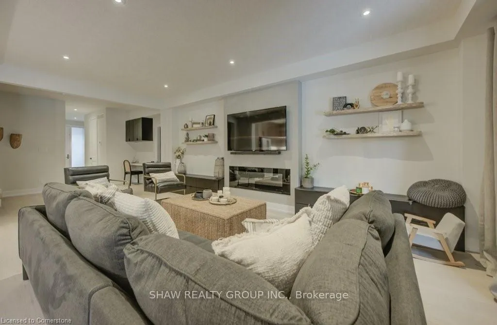 Photo 8 of 641 Wild Rye Street, Waterloo — HOMEH