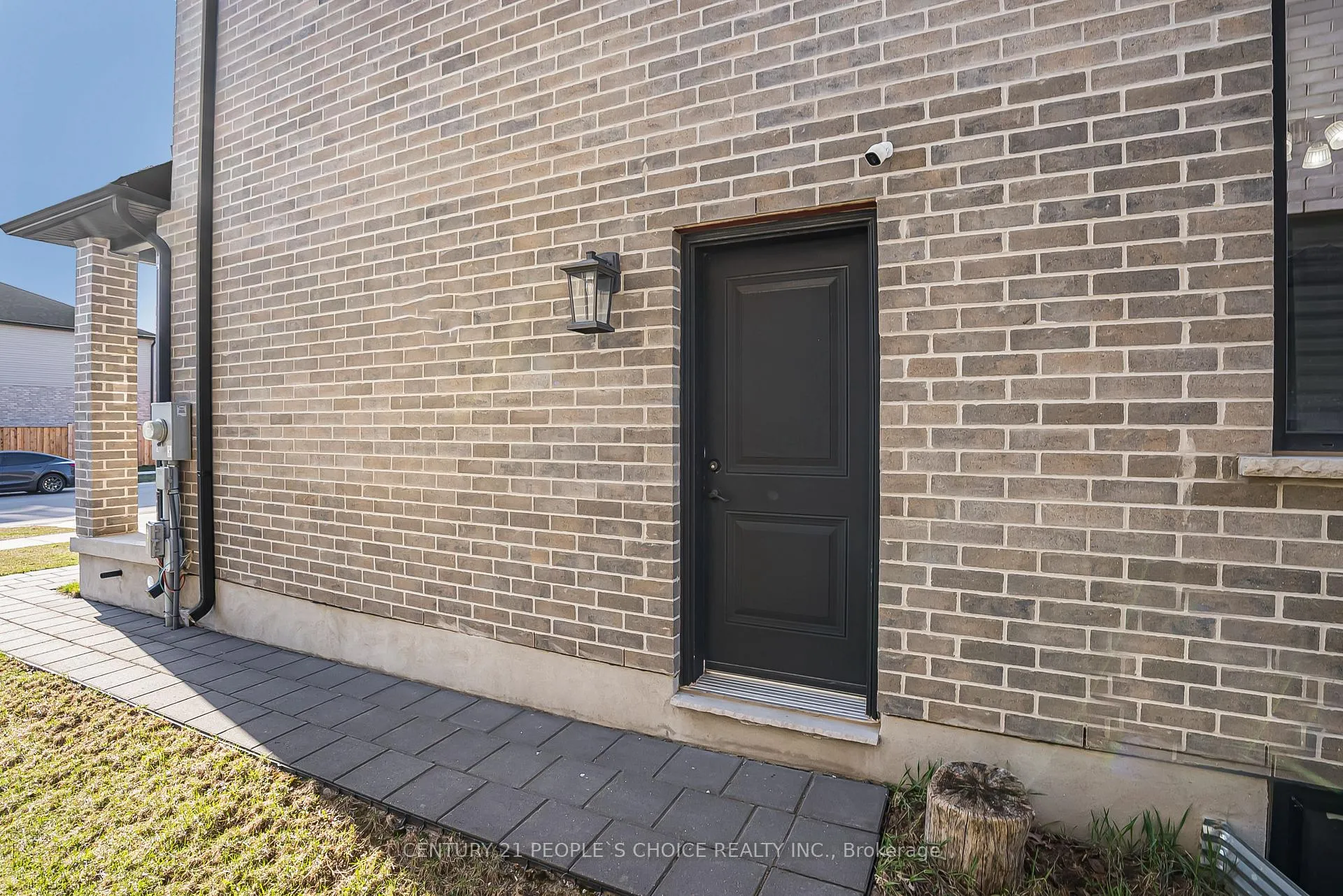 Photo 3 of 24 Grandville Circle, Brant, Paris — HOMEH