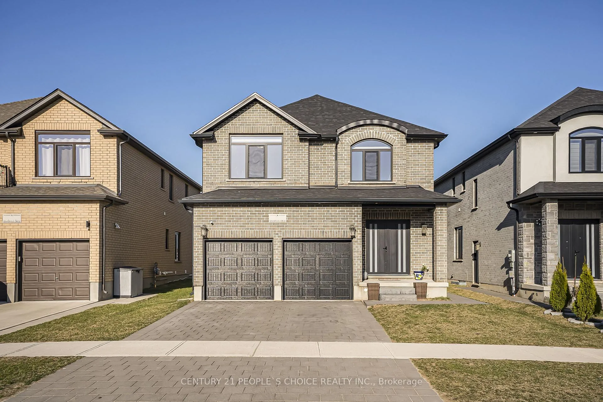 Photo 4 of 24 Grandville Circle, Brant, Paris — HOMEH