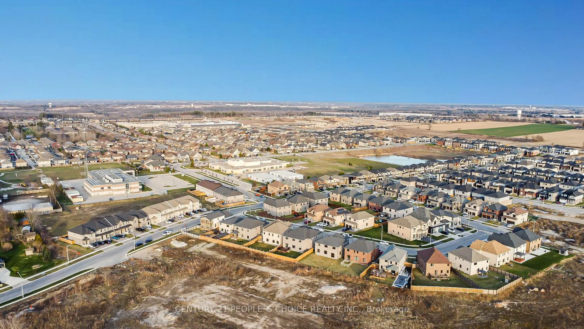Photo 12 of 24 Grandville Circle, Brant, Paris — HOMEH