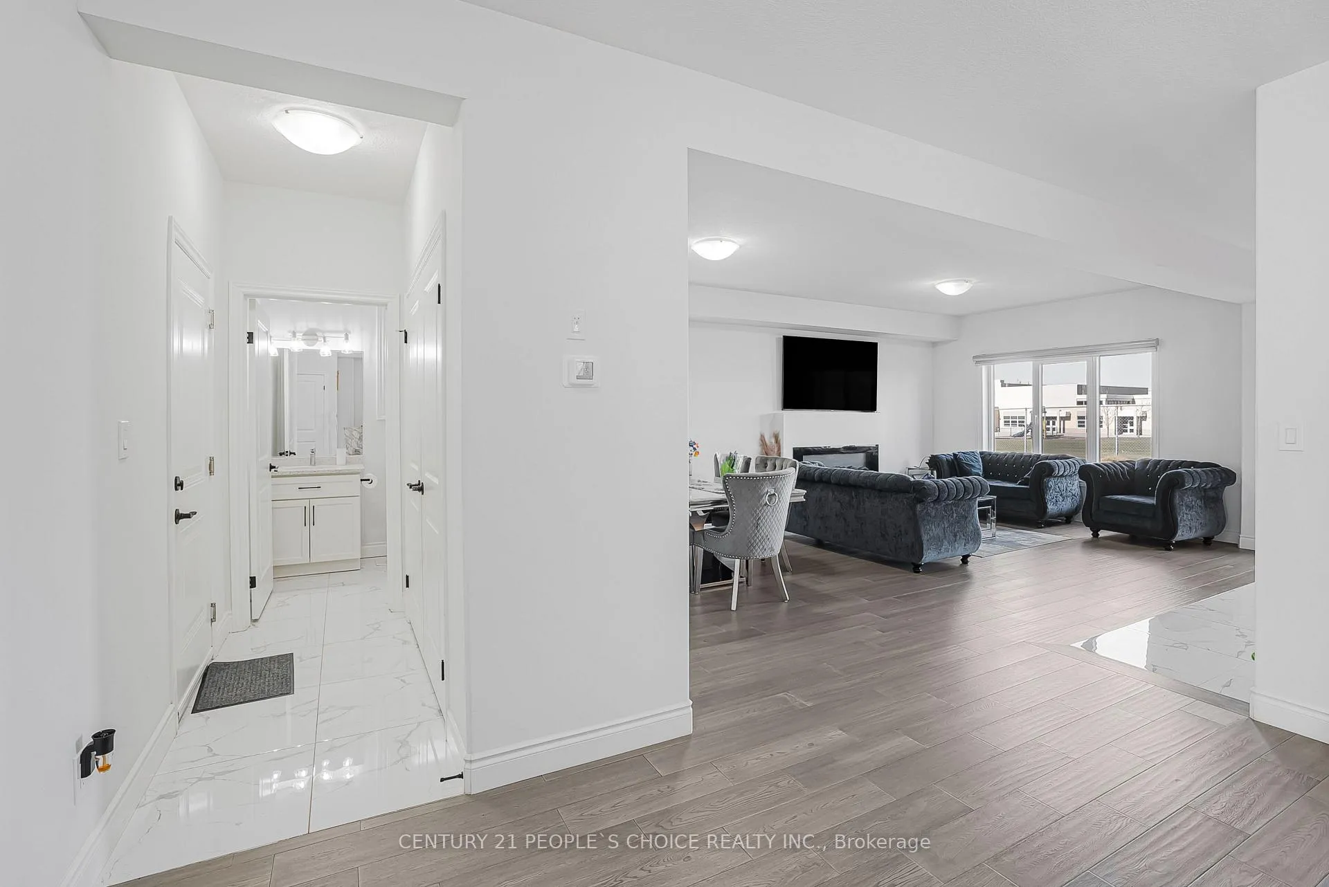 Photo 18 of 24 Grandville Circle, Brant, Paris — HOMEH