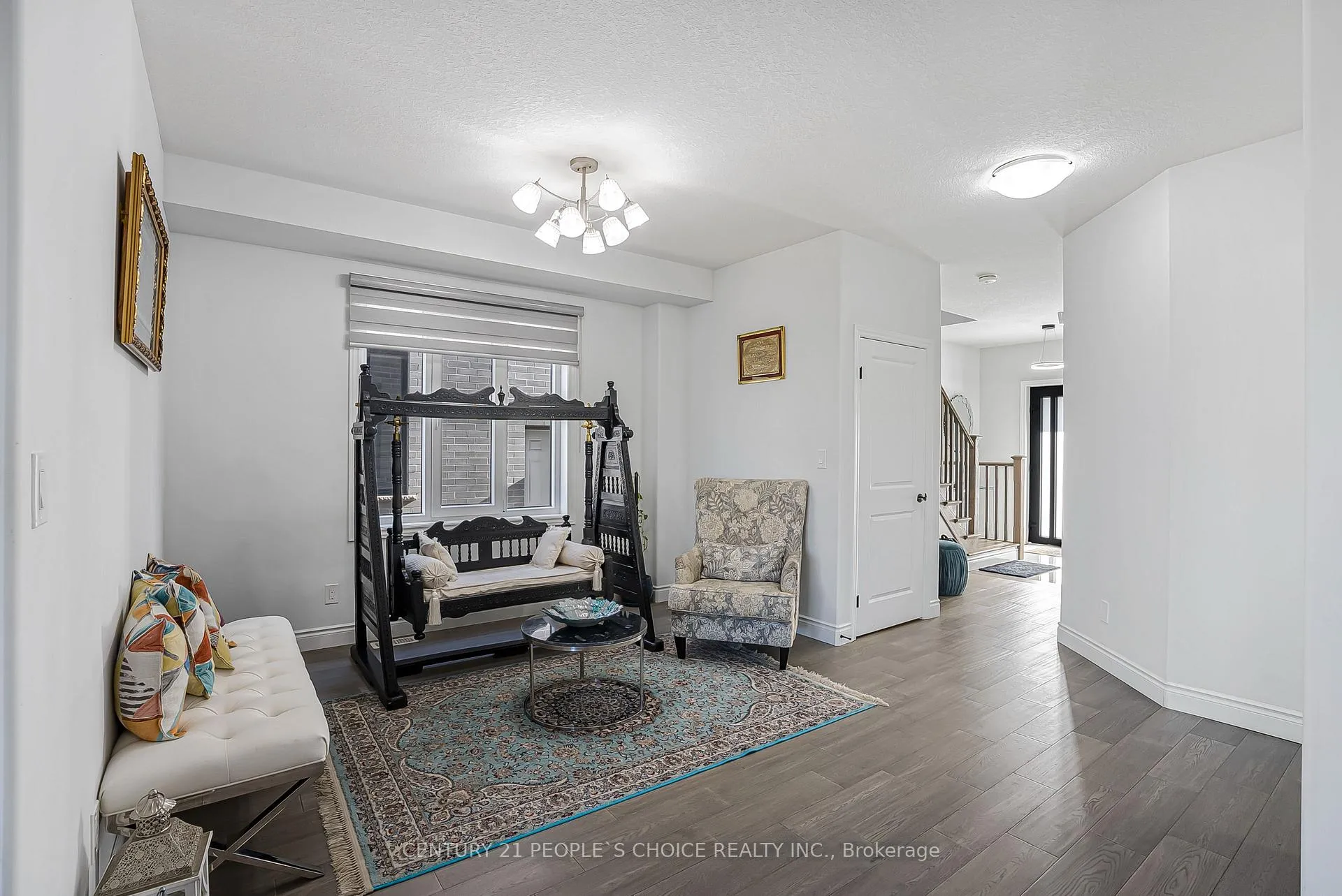 Photo 20 of 24 Grandville Circle, Brant, Paris — HOMEH