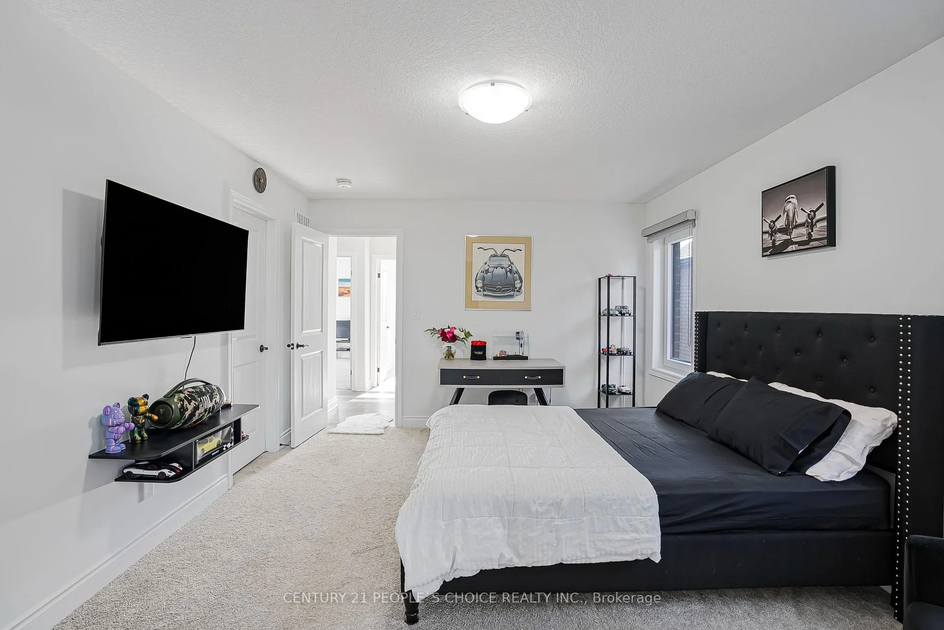 Photo 35 of 24 Grandville Circle, Brant, Paris — HOMEH