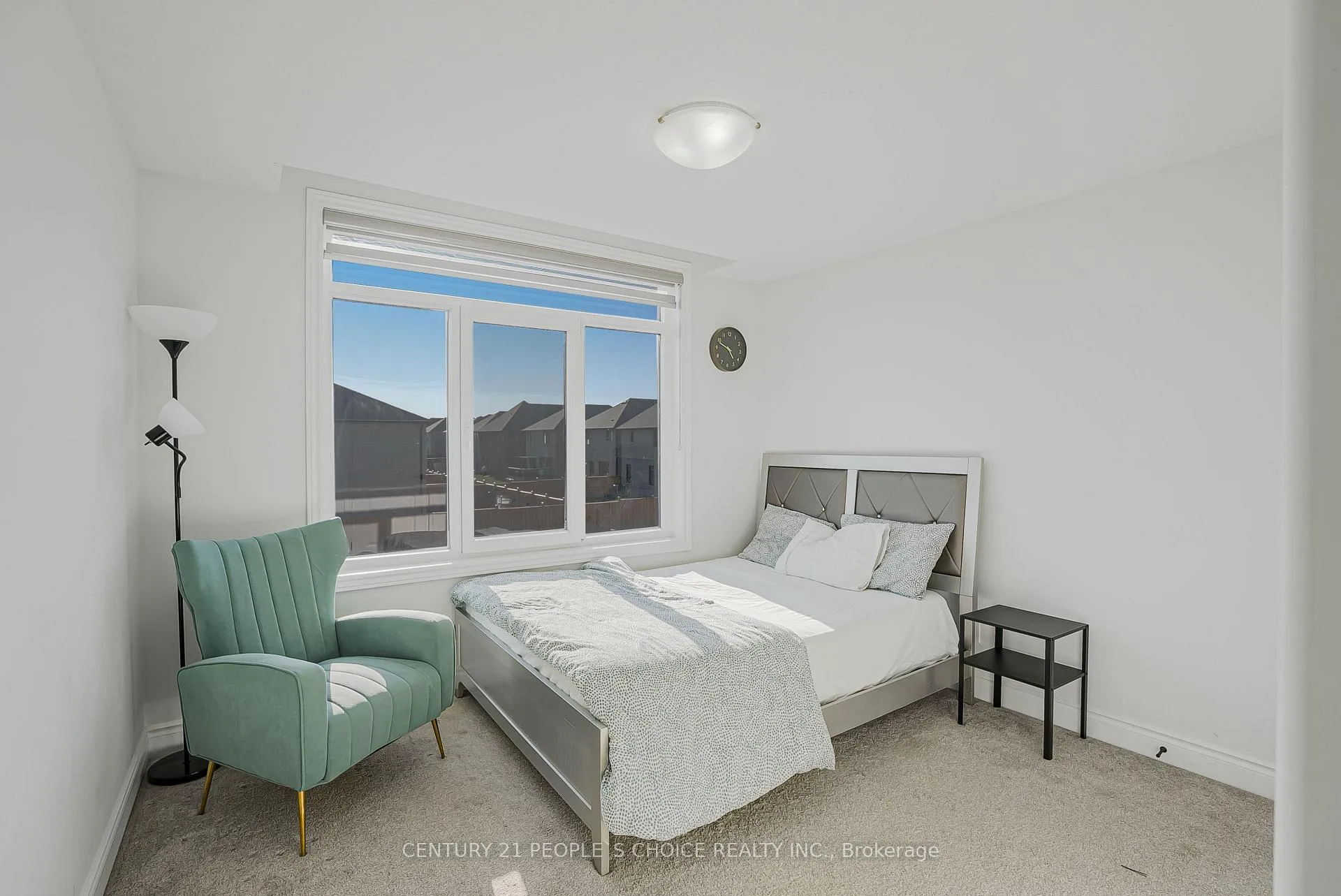 Photo 39 of 24 Grandville Circle, Brant, Paris — HOMEH