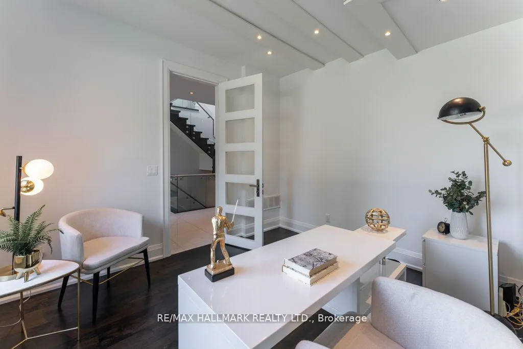 Photo 5 of 17 Hammok Crescent, Markham, Bayview Glen — HOMEH