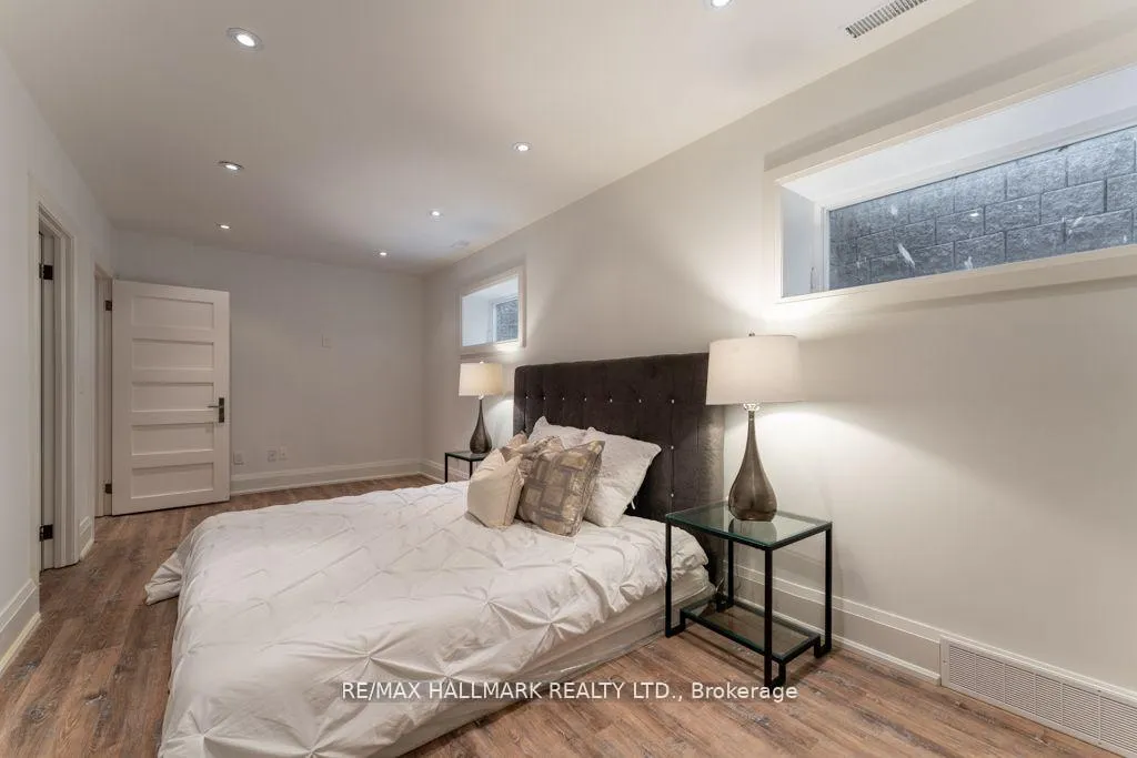 Photo 38 of 17 Hammok Crescent, Markham, Bayview Glen — HOMEH