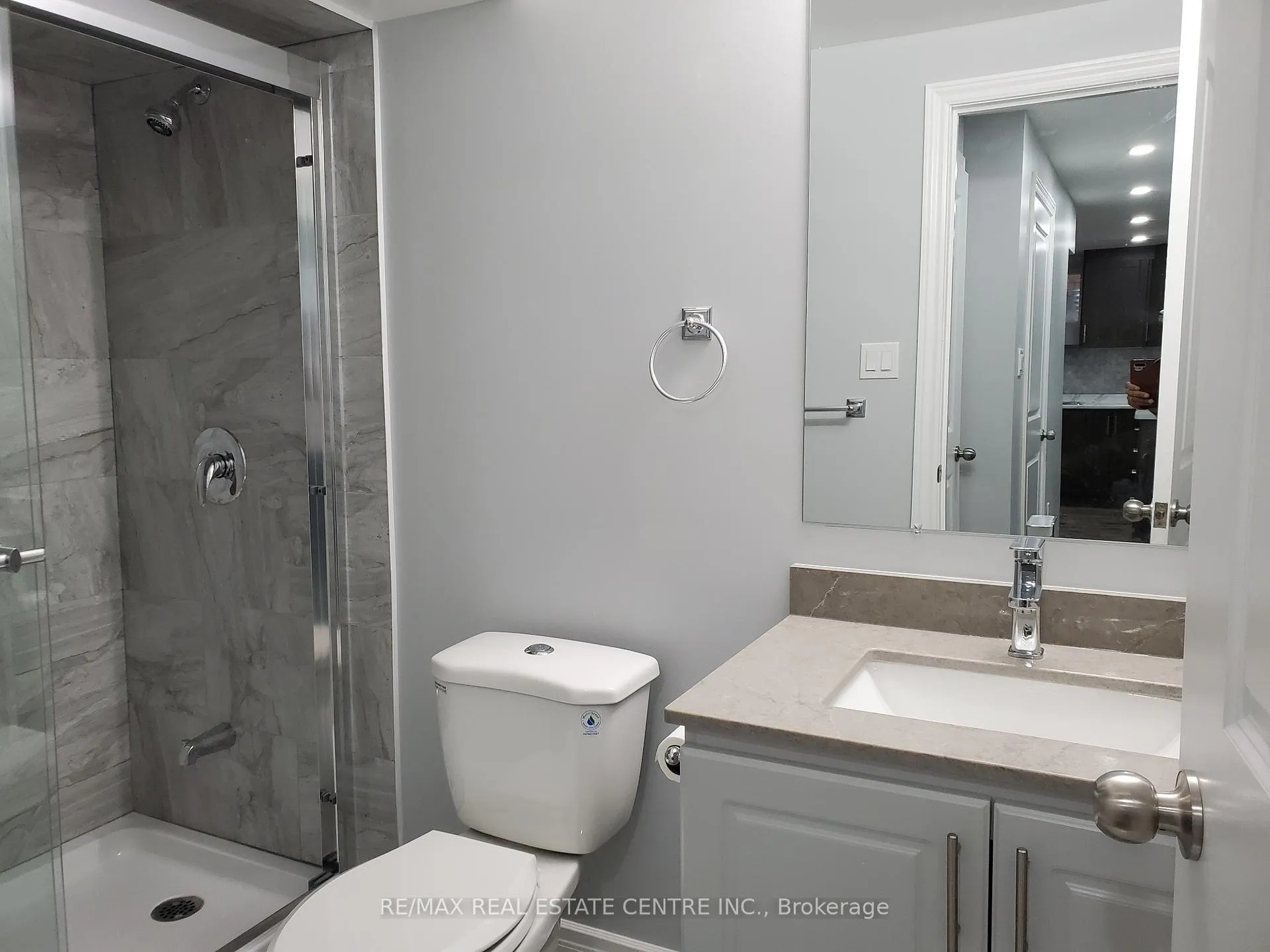 Photo 10 of 379 Trudeau Drive, Milton, Clarke — HOMEH