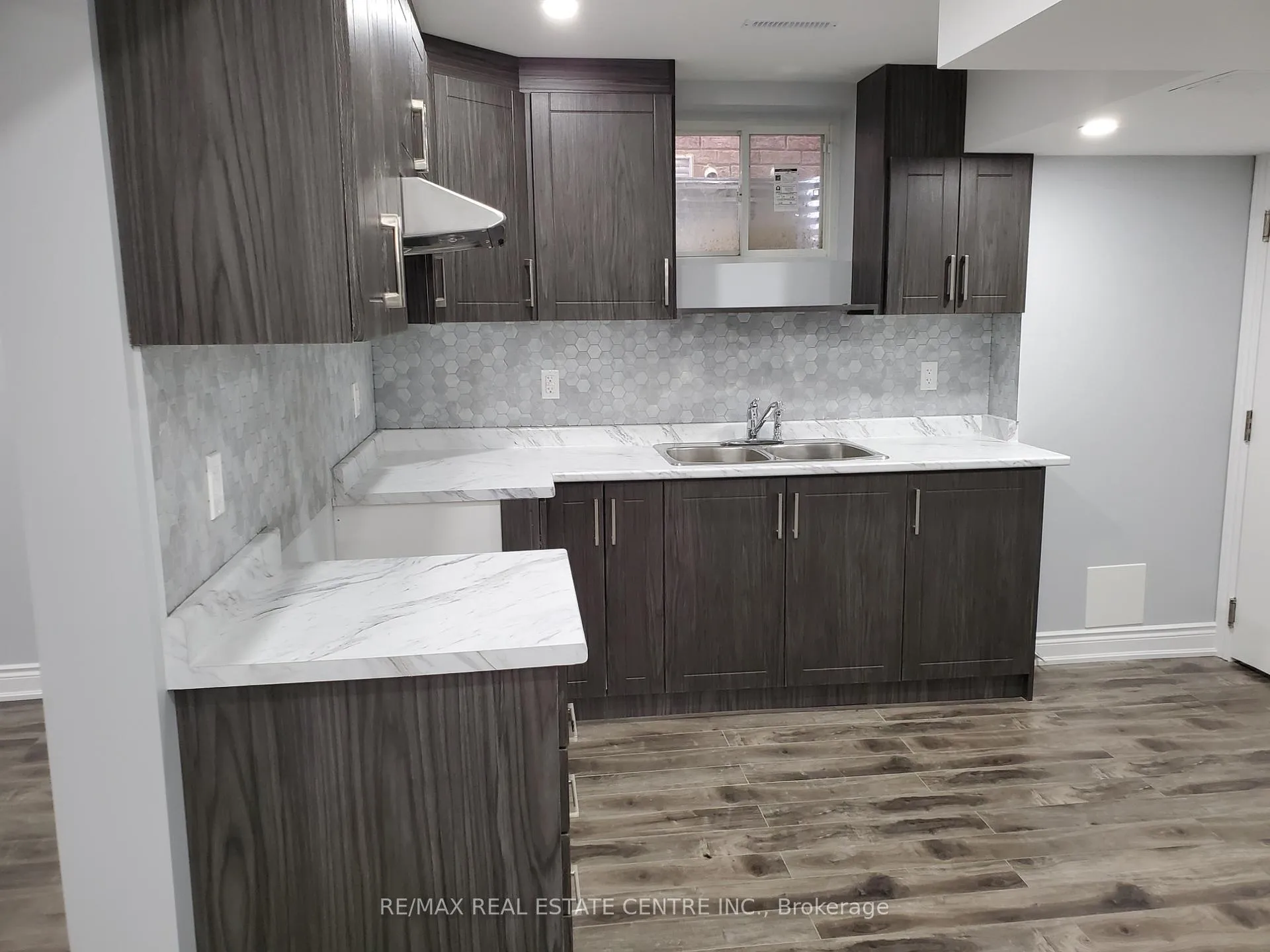 Photo 13 of 379 Trudeau Drive, Milton, Clarke — HOMEH