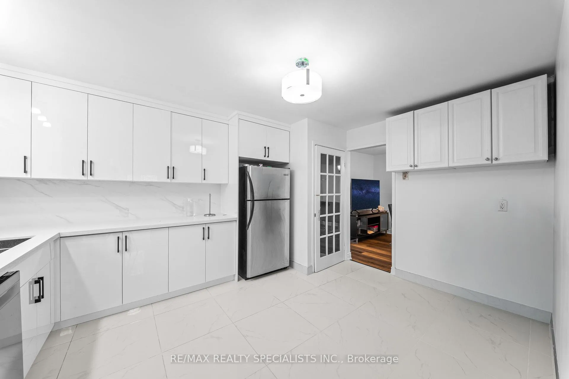 Photo 16 of 63 Davenport Crescent, Brampton, Southgate — HOMEH