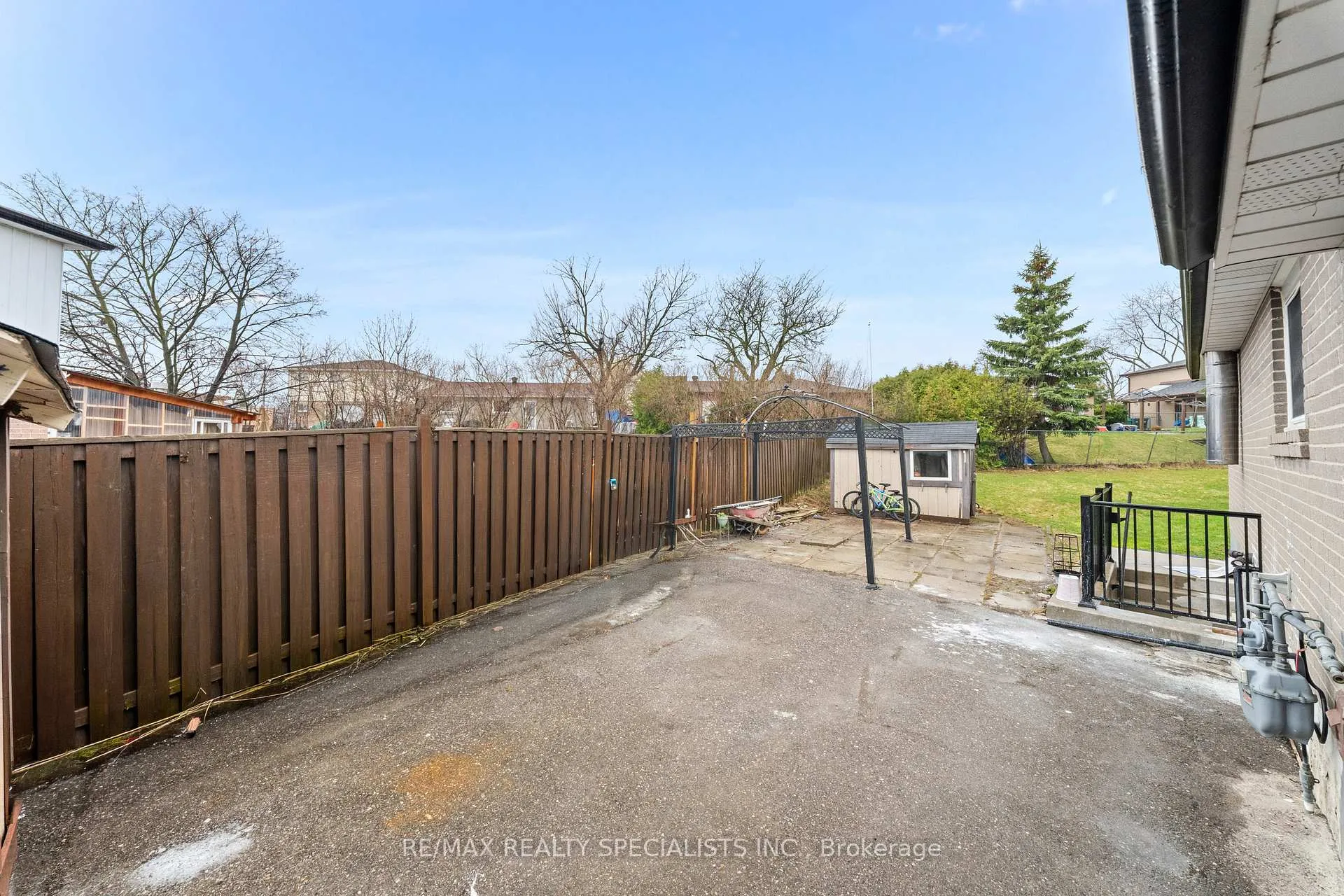 Photo 36 of 63 Davenport Crescent, Brampton, Southgate — HOMEH
