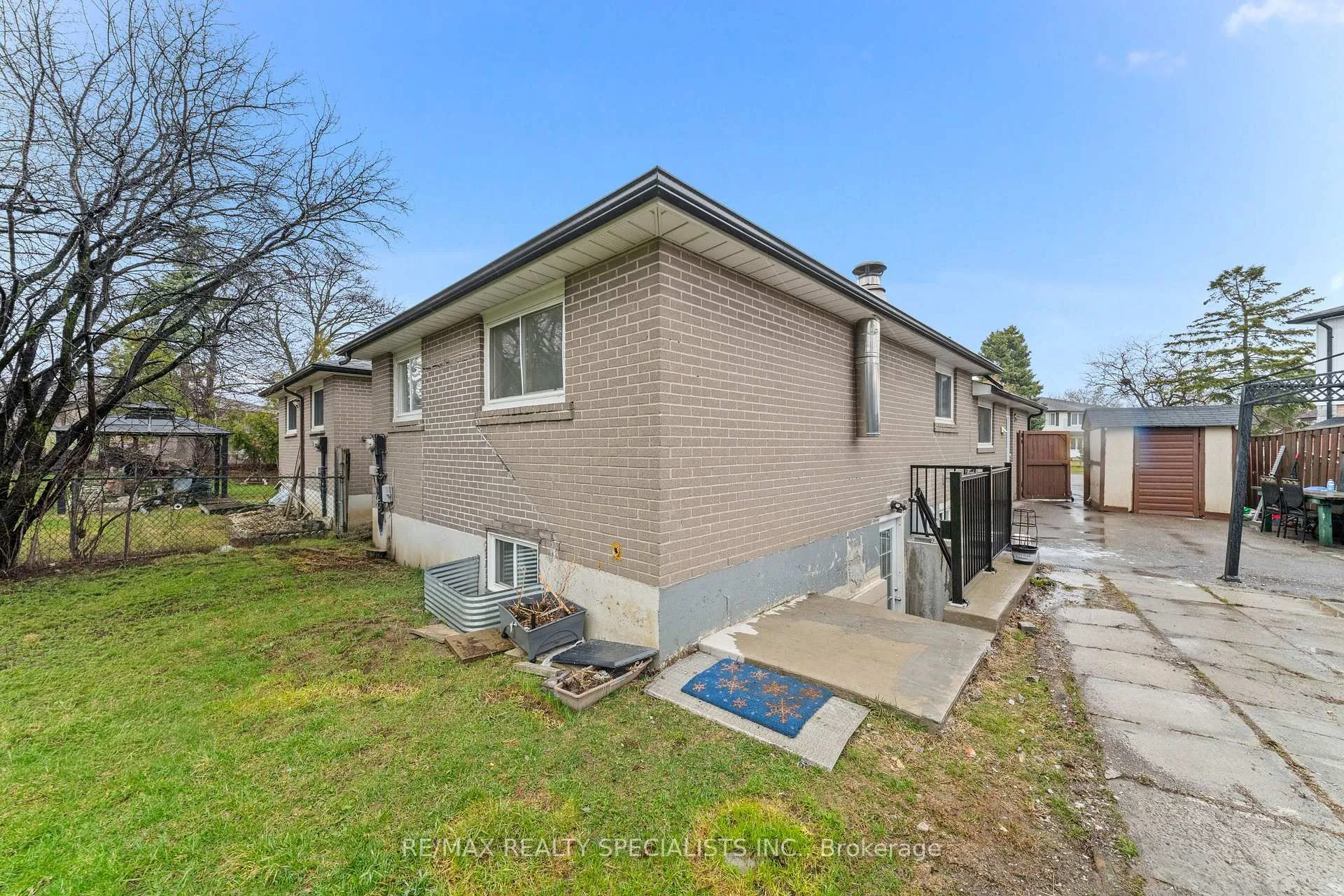 Photo 39 of 63 Davenport Crescent, Brampton, Southgate — HOMEH
