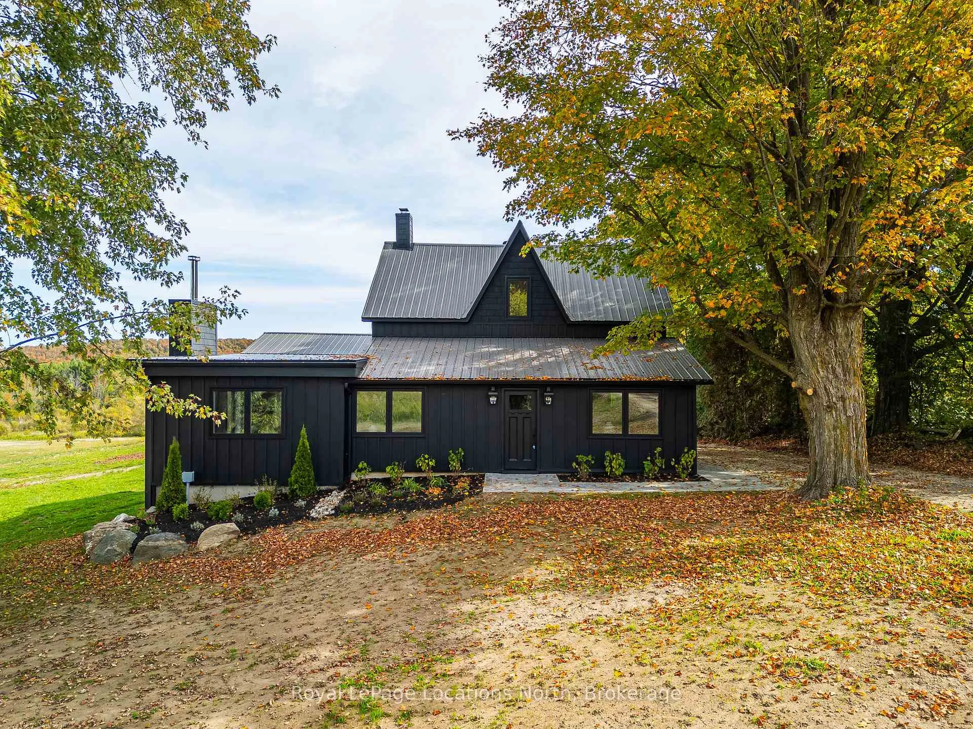 Photo 1 of 635019 Pretty River Road, Blue Mountains — HOMEH